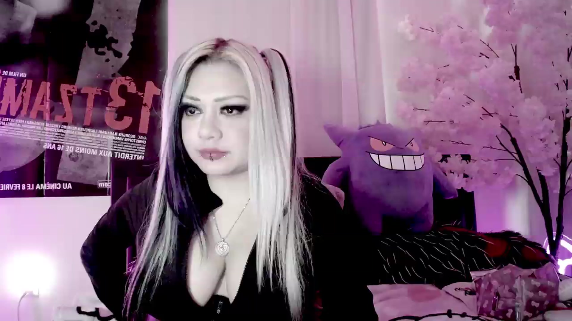 Gallery image thumbnail from Lysergia's myfreecams stream on, 09/25/2026, 20:37 image 16 of 20