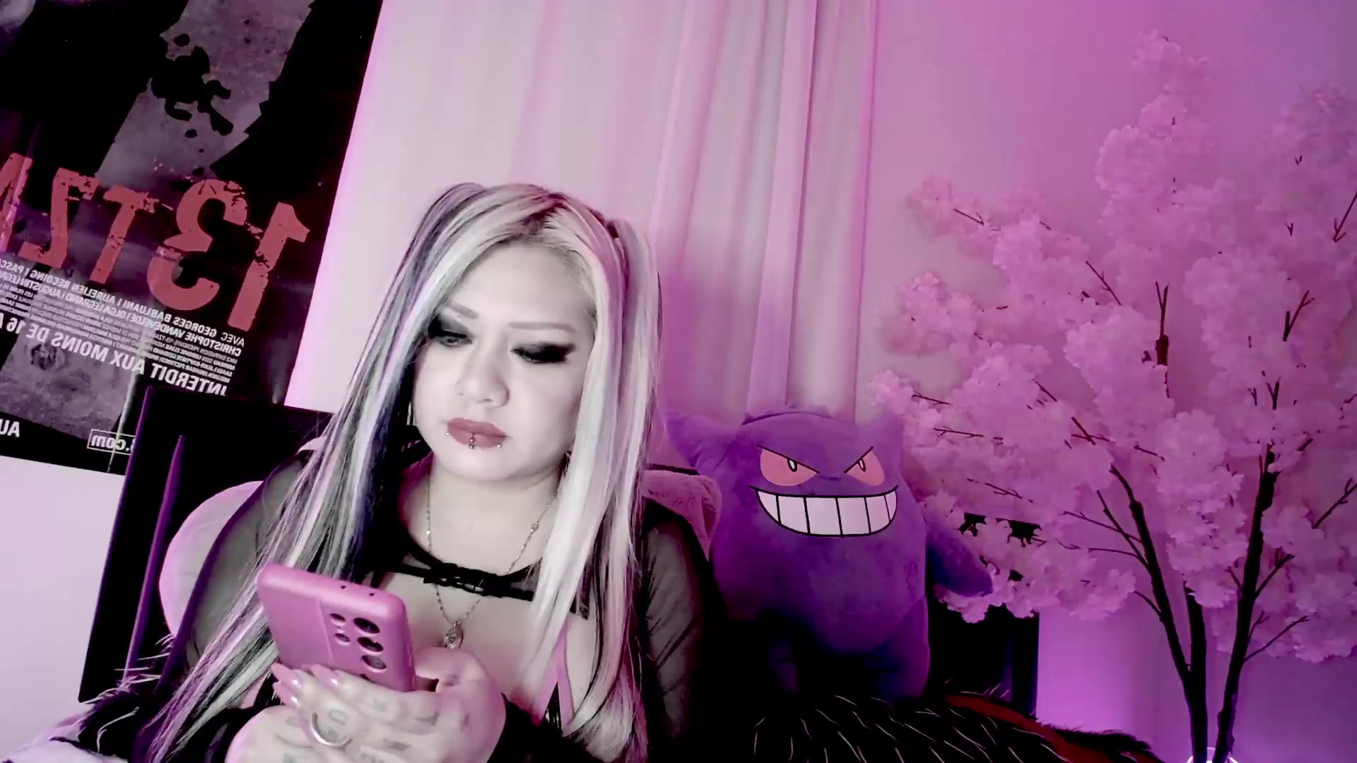Gallery image thumbnail from Lysergia's myfreecams stream on, 09/26/2026, 07:17 image 17 of 20