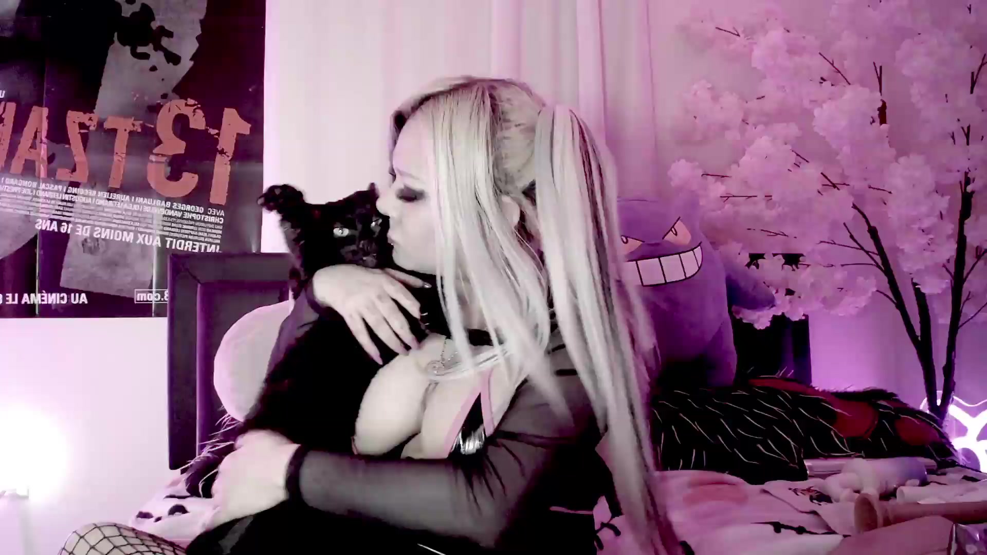 Gallery image thumbnail from Lysergia's myfreecams stream on, 09/26/2026, 08:47 image 15 of 20