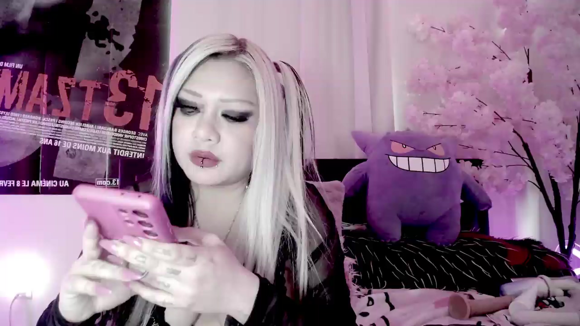 Gallery image thumbnail from Lysergia's myfreecams stream on, 09/29/2026, 22:01 image 1 of 20