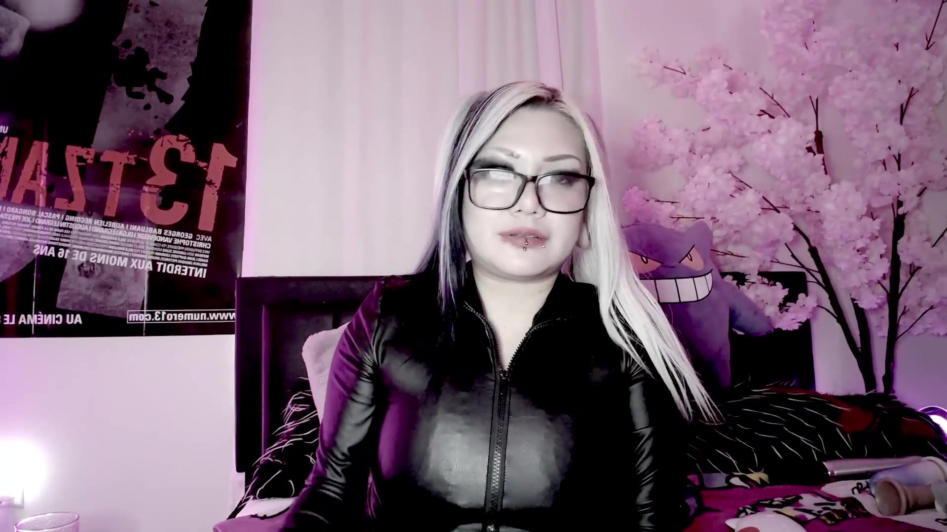 Gallery image thumbnail from Lysergia's myfreecams stream on, 10/03/2026, 20:09 image 17 of 20