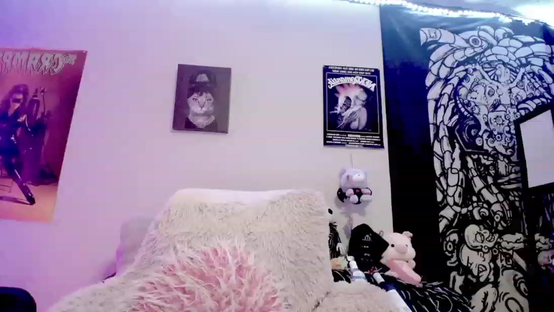 Gallery image thumbnail from Lysergia_'s myfreecams stream on, 09/20/2023, 20:04 image 11 of 20