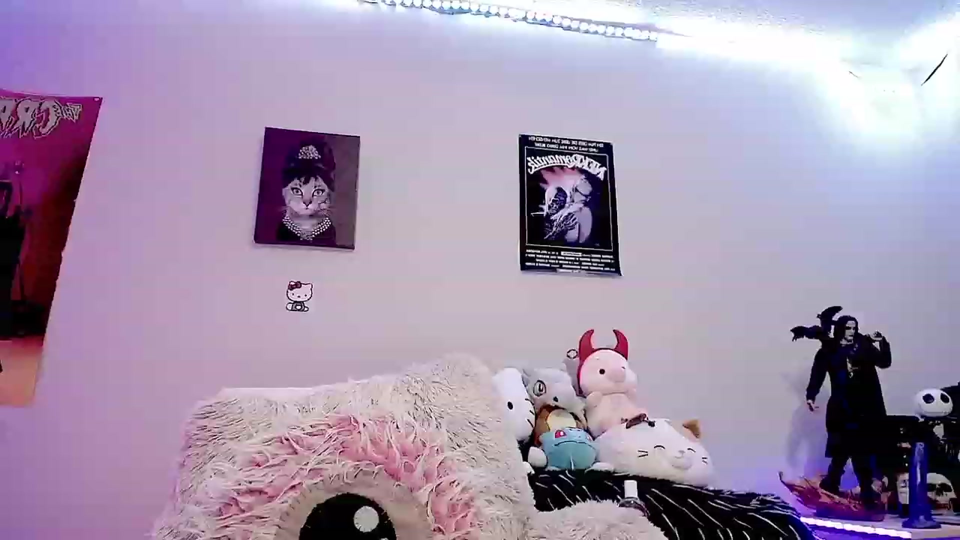 Gallery image thumbnail from Lysergia_'s myfreecams stream on, 12/03/2023, 01:40 image 9 of 20