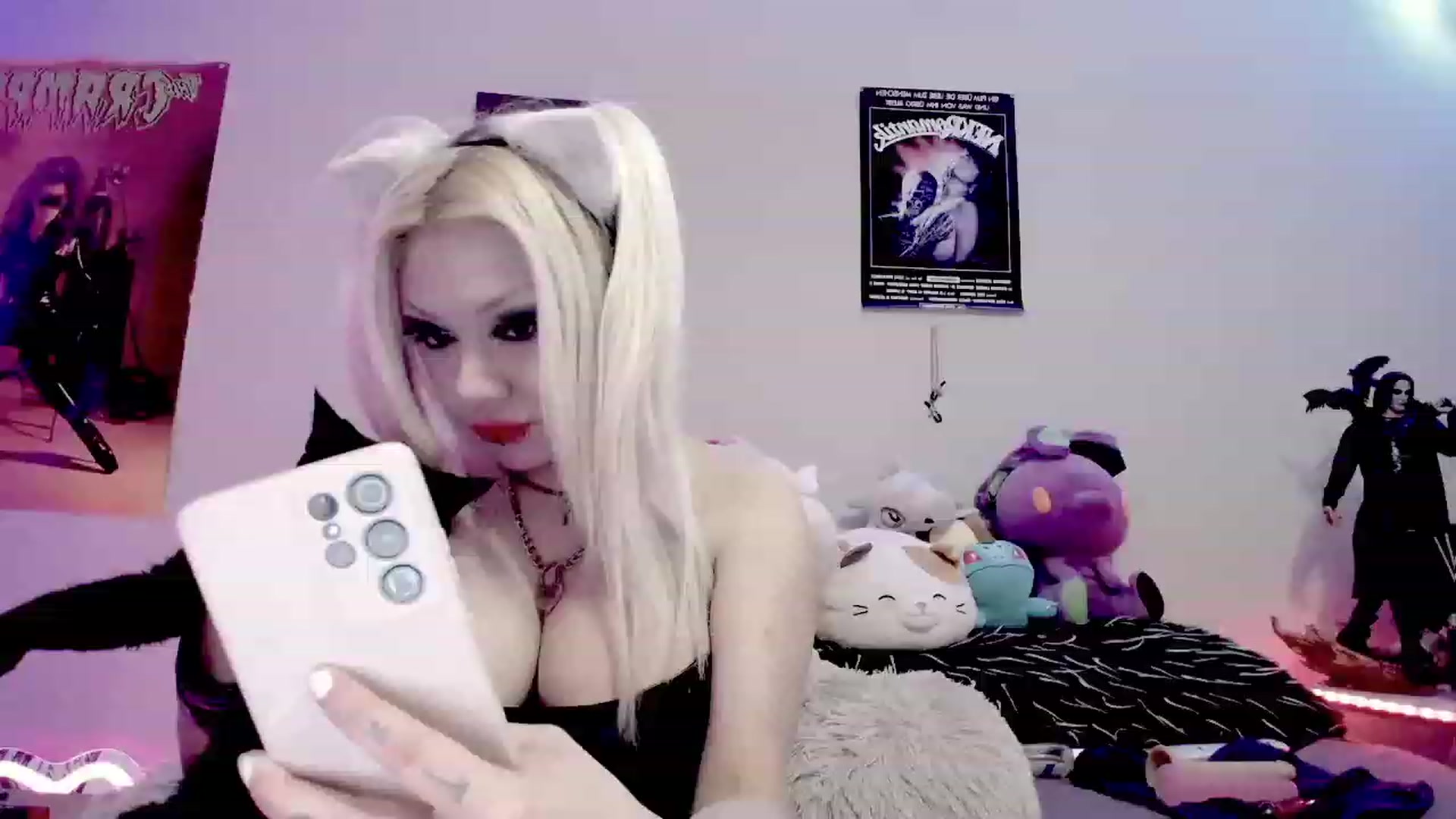 Gallery image thumbnail from Lysergia_'s myfreecams stream on, 01/14/2024, 14:08 image 4 of 20