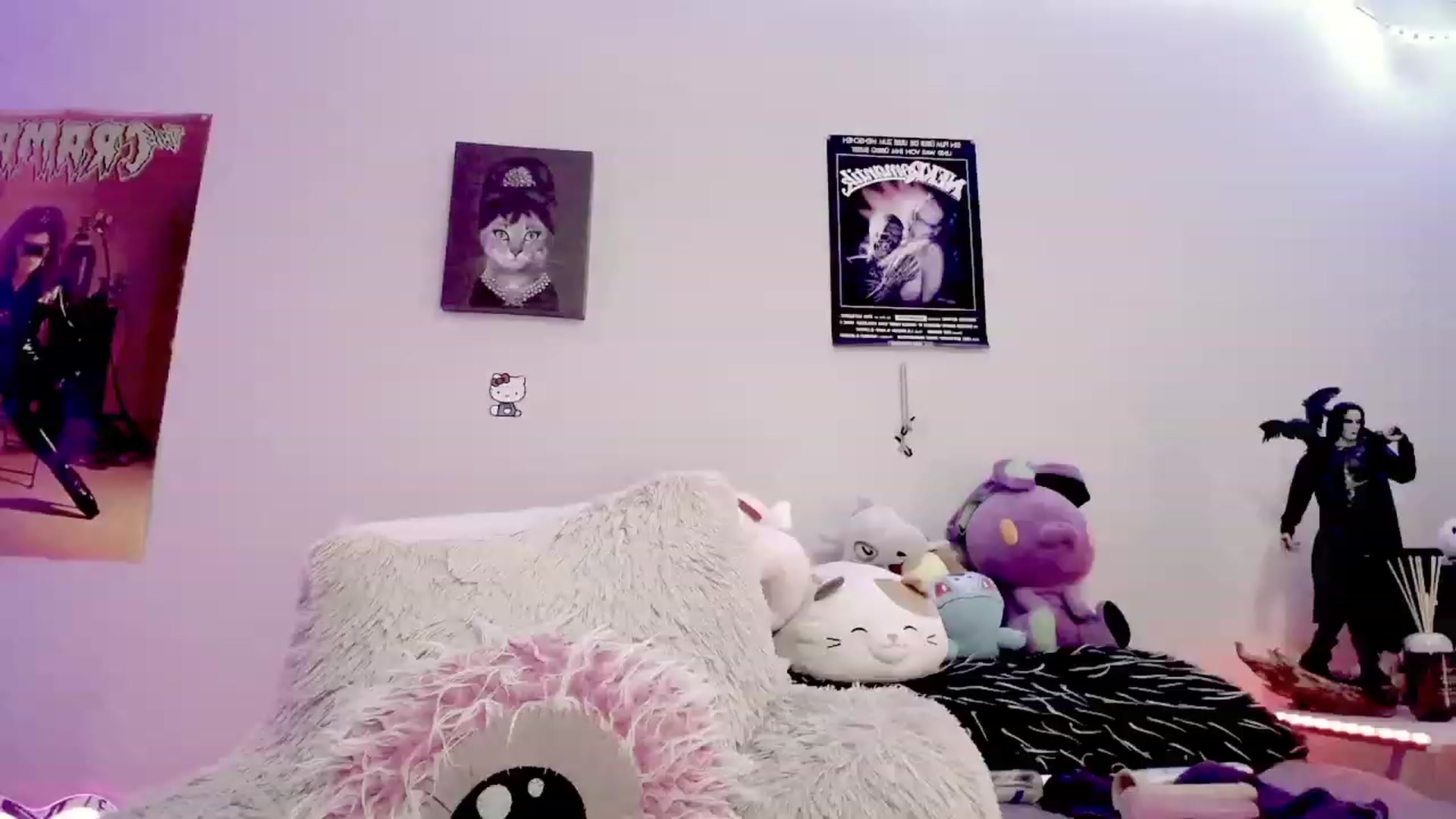 Gallery image thumbnail from Lysergia_'s myfreecams stream on, 01/14/2024, 14:08 image 20 of 20