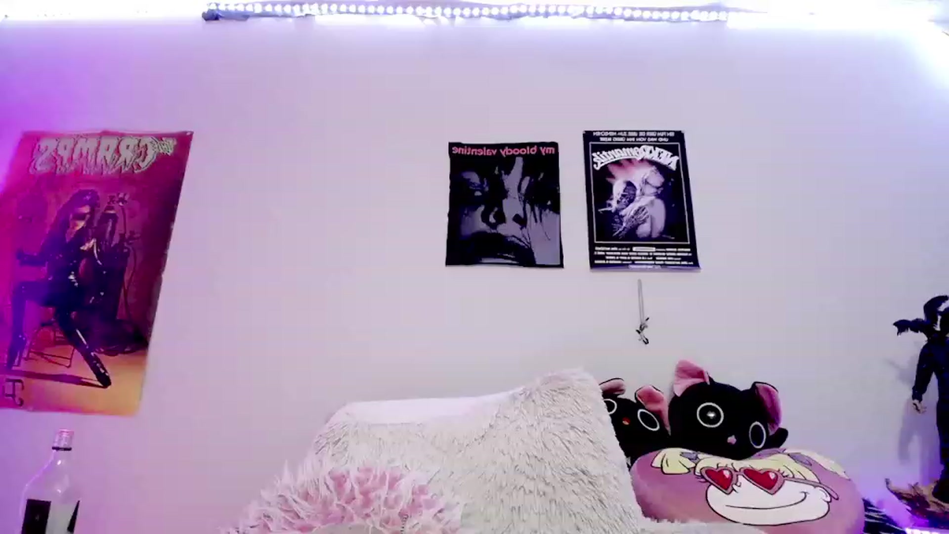 Gallery image thumbnail from Lysergia_'s myfreecams stream on, 02/10/2024, 10:24 image 18 of 20