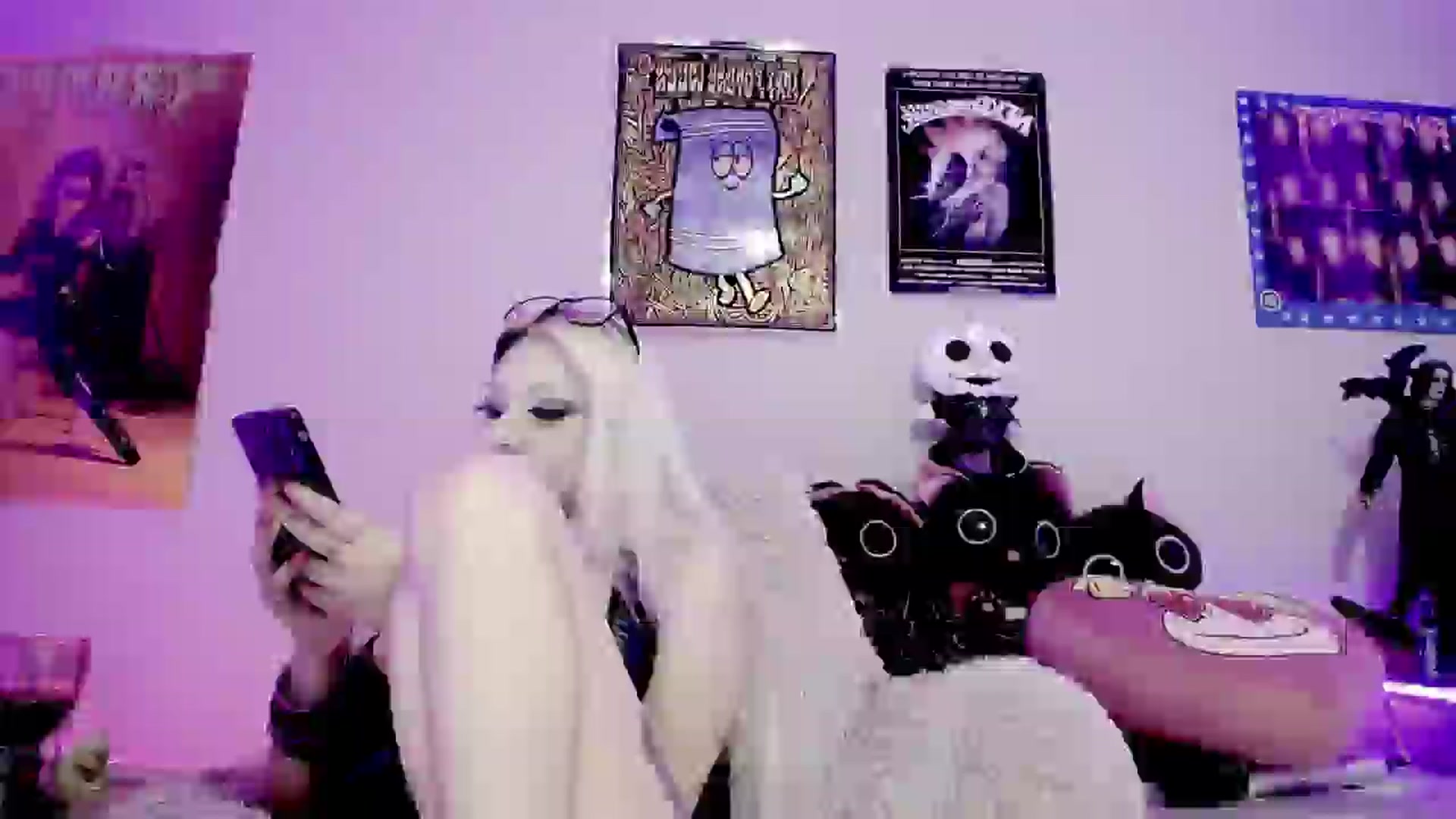 Gallery image thumbnail from Lysergia_'s myfreecams stream on, 06/07/2024, 14:27 image 17 of 20