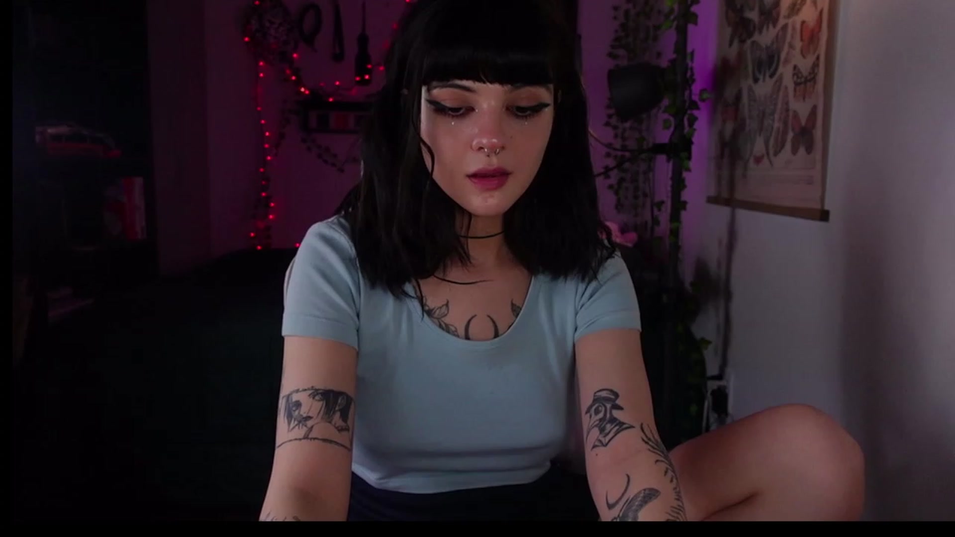 Gallery image thumbnail from Lzardqueen's myfreecams stream on, 01/23/2023, 01:53 image 5 of 20
