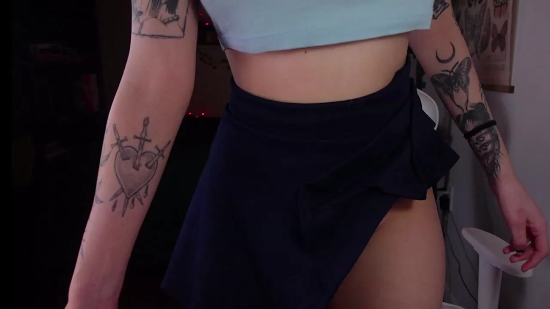 Gallery image thumbnail from Lzardqueen's myfreecams stream on, 01/23/2023, 05:21 image 11 of 20