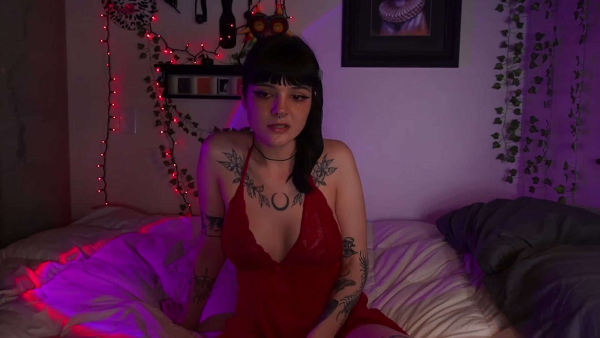 Gallery image thumbnail from Lzardqueen's myfreecams stream on, 03/16/2023, 06:20 image 12 of 20