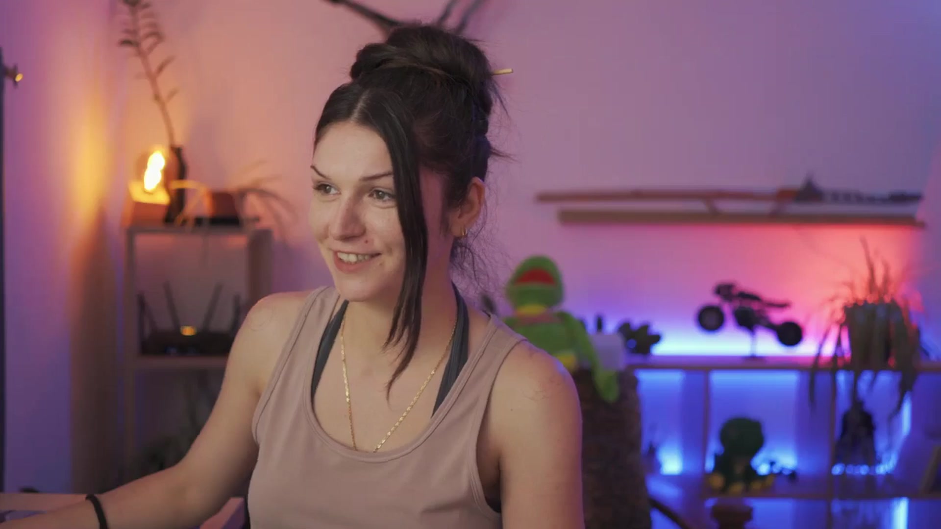 Gallery image thumbnail from M1aGarand's myfreecams stream on, 08/08/2024, 23:52 image 16 of 20