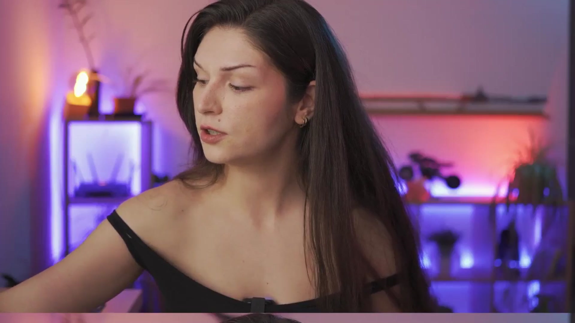 Gallery image thumbnail from M1aGarand's myfreecams stream on, 08/14/2024, 24:46 image 5 of 20