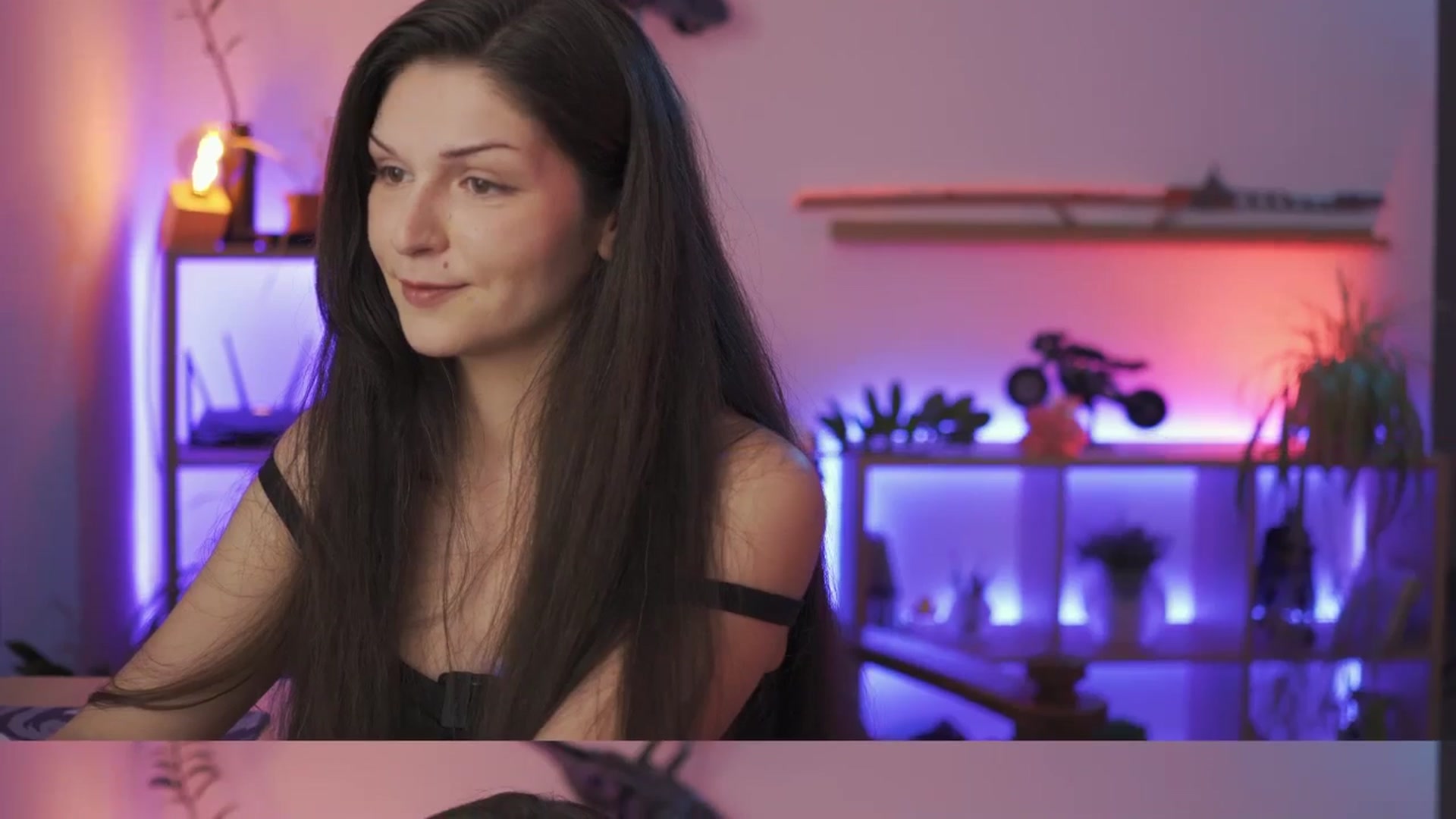 Gallery image thumbnail from M1aGarand's myfreecams stream on, 08/14/2024, 24:46 image 13 of 20