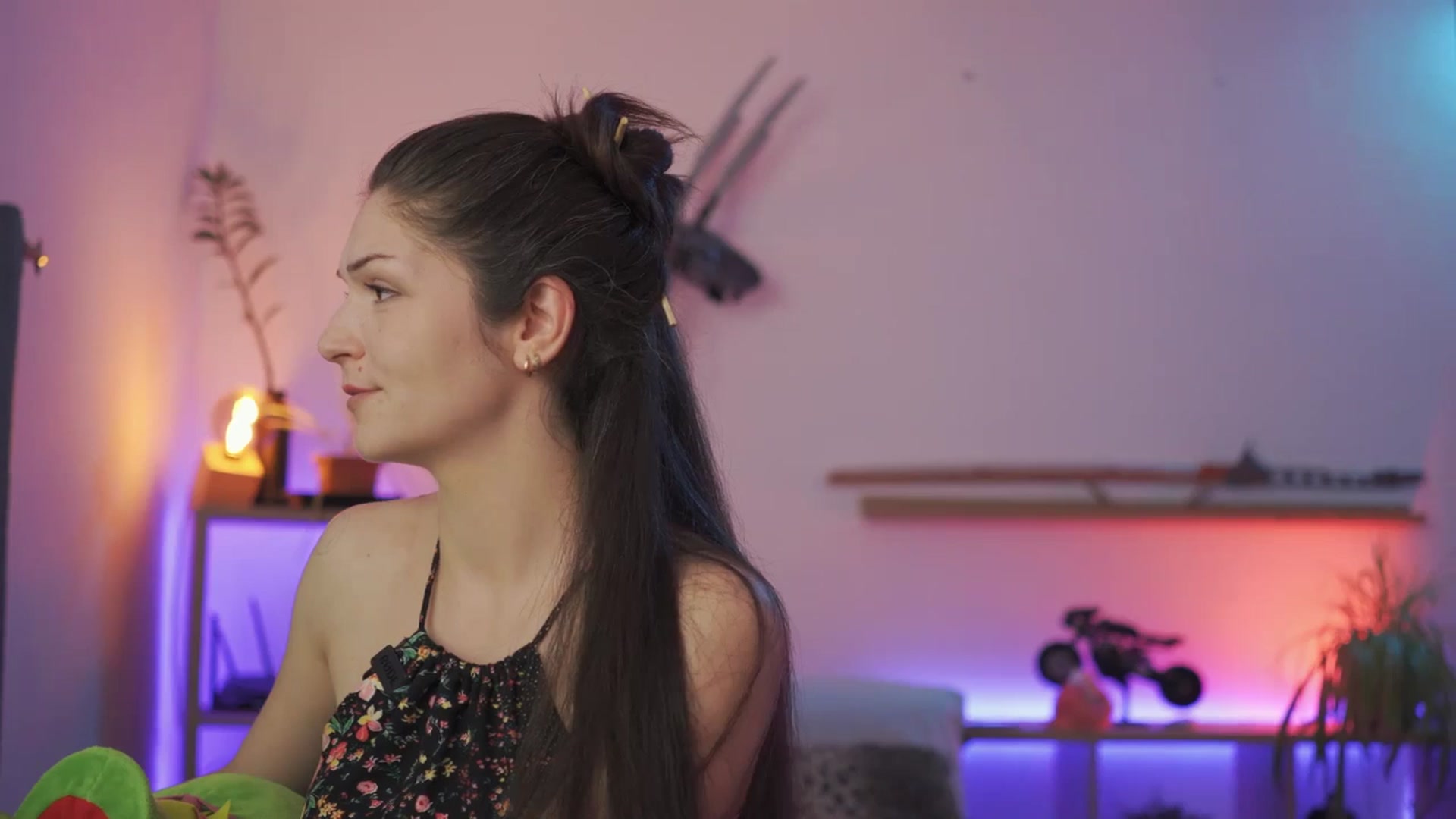 Gallery image thumbnail from M1aGarand's myfreecams stream on, 08/18/2024, 24:15 image 16 of 20