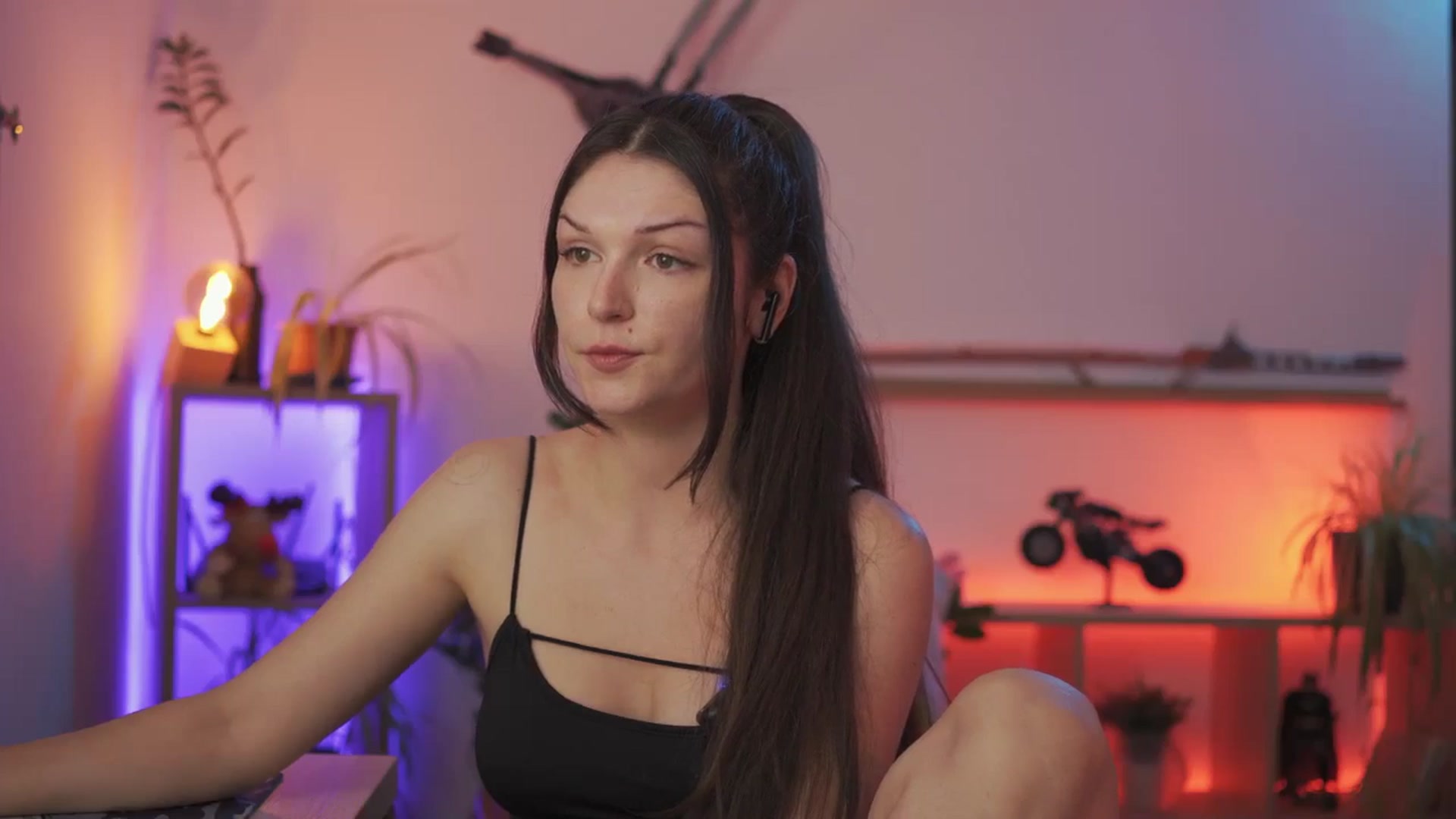 Gallery image thumbnail from M1aGarand's myfreecams stream on, 08/21/2024, 24:49 image 13 of 20