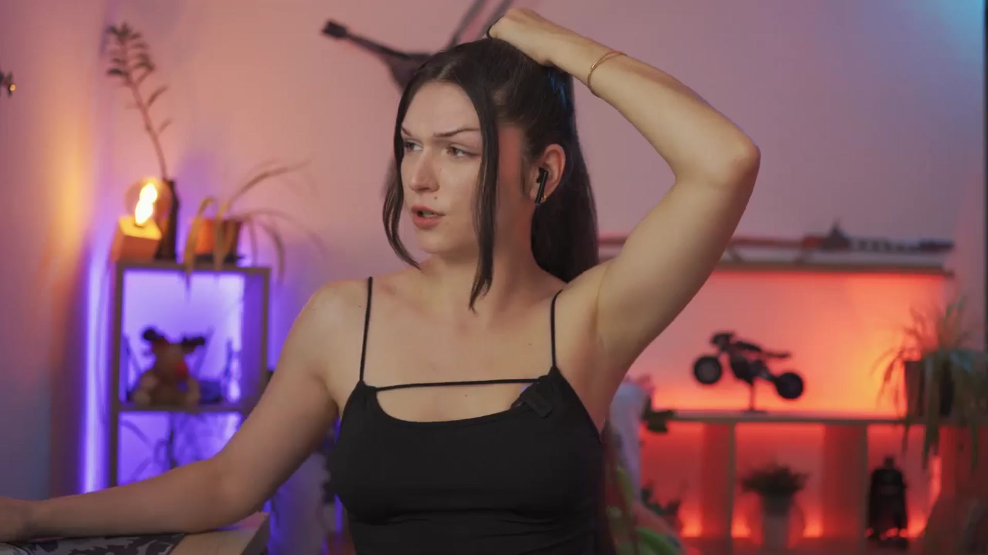 Gallery image thumbnail from M1aGarand's myfreecams stream on, 08/21/2024, 24:49 image 14 of 20