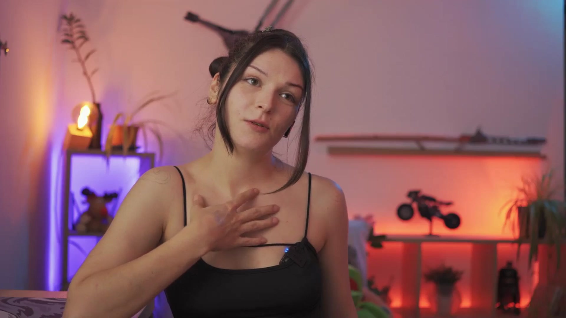 Gallery image thumbnail from M1aGarand's myfreecams stream on, 08/21/2024, 24:49 image 11 of 20
