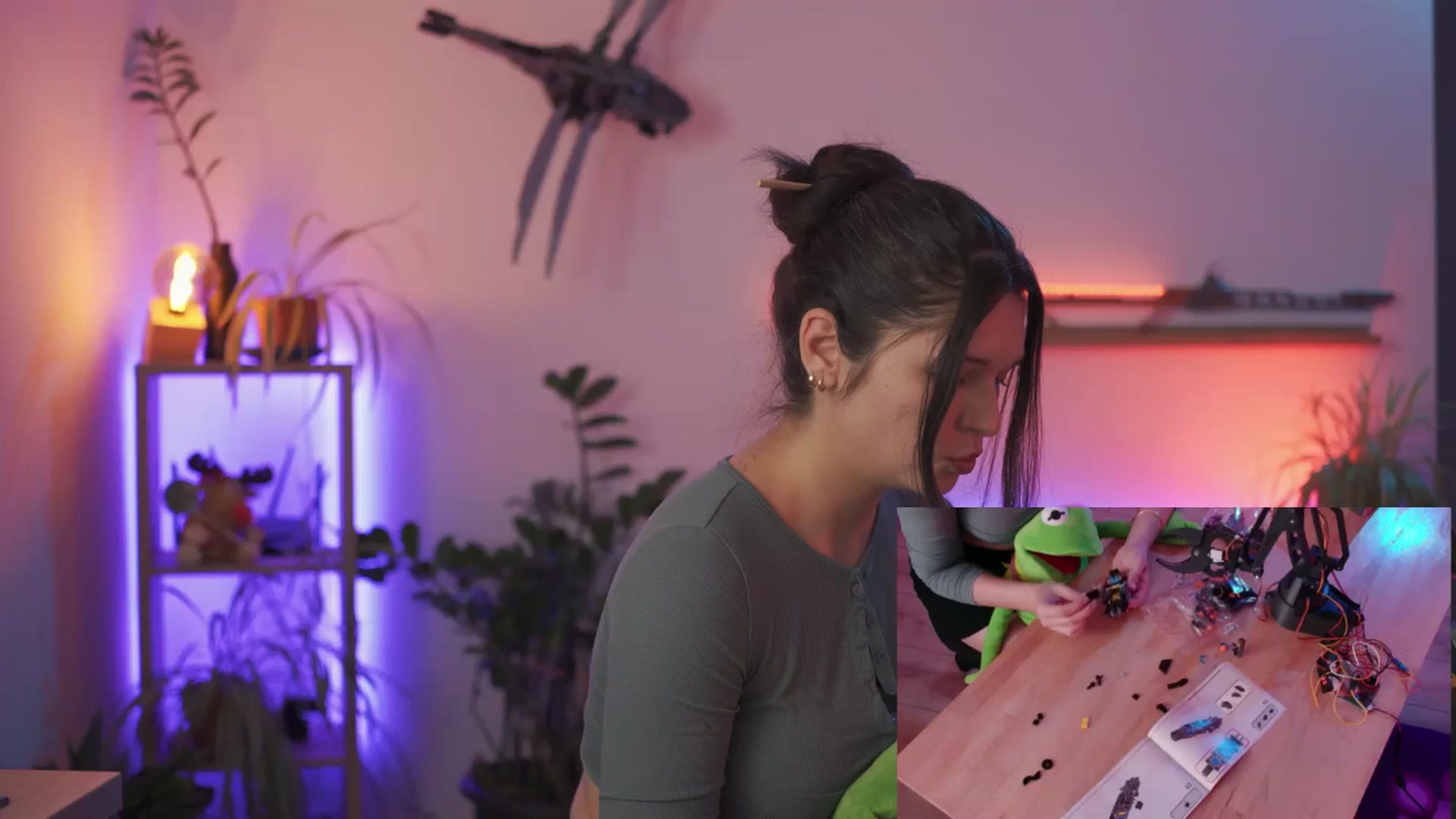 Gallery image thumbnail from M1aGarand's myfreecams stream on, 08/26/2024, 24:35 image 13 of 20