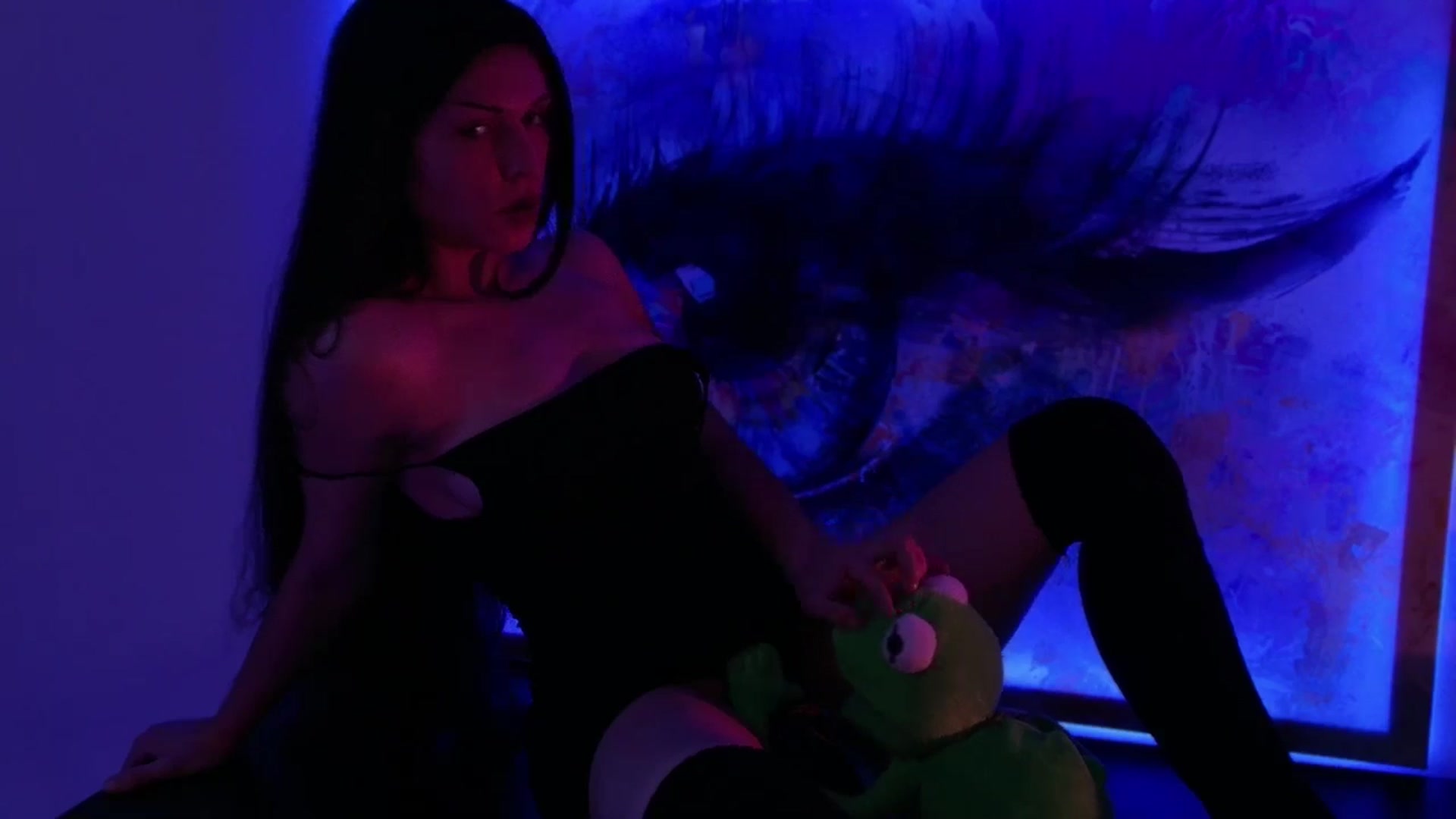 Gallery image thumbnail from M1aGarand's myfreecams stream on, 11/07/2024, 01:44 image 16 of 20
