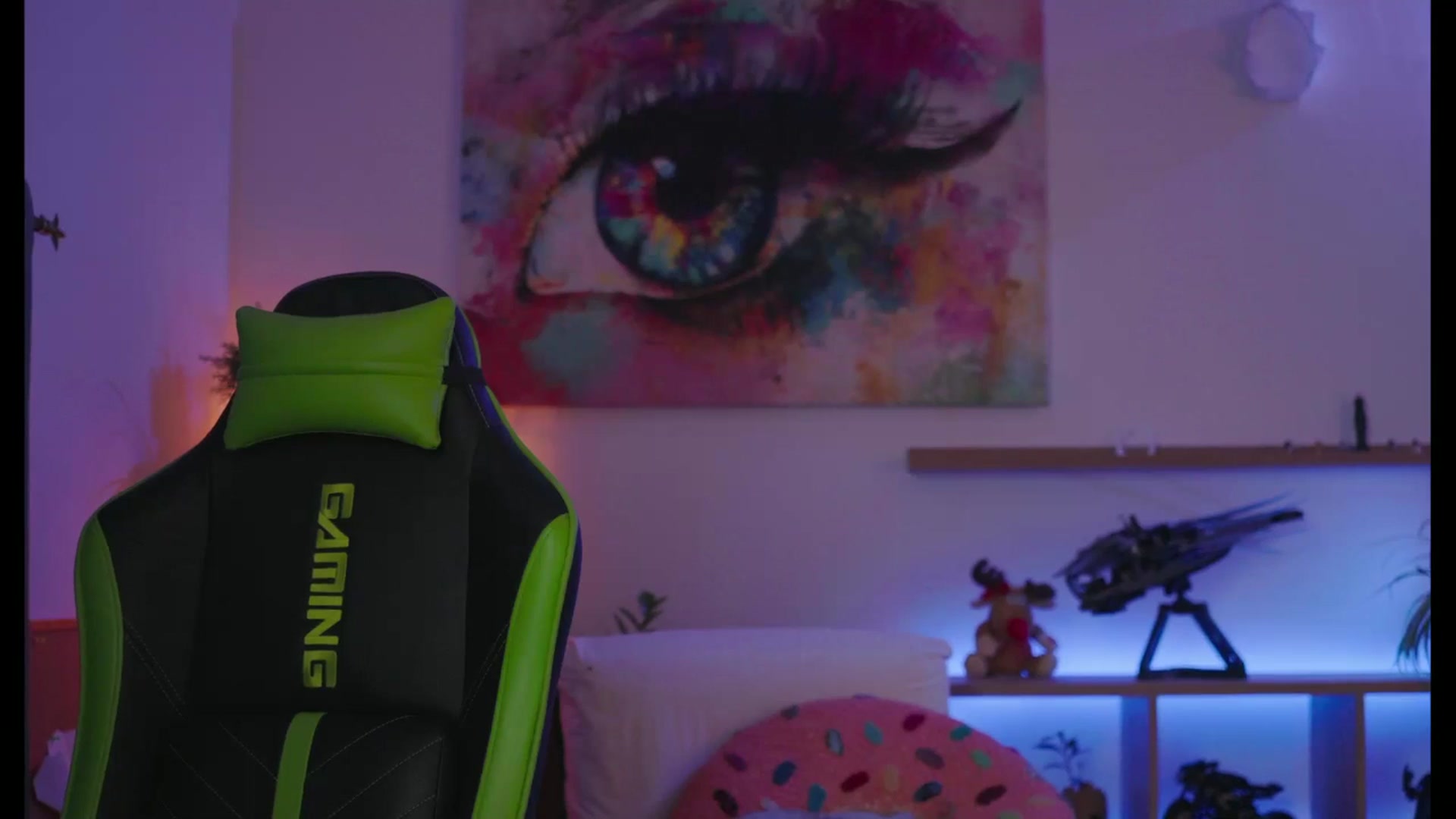 Gallery image thumbnail from M1aGarand's myfreecams stream on, 03/10/2025, 24:44 image 16 of 20