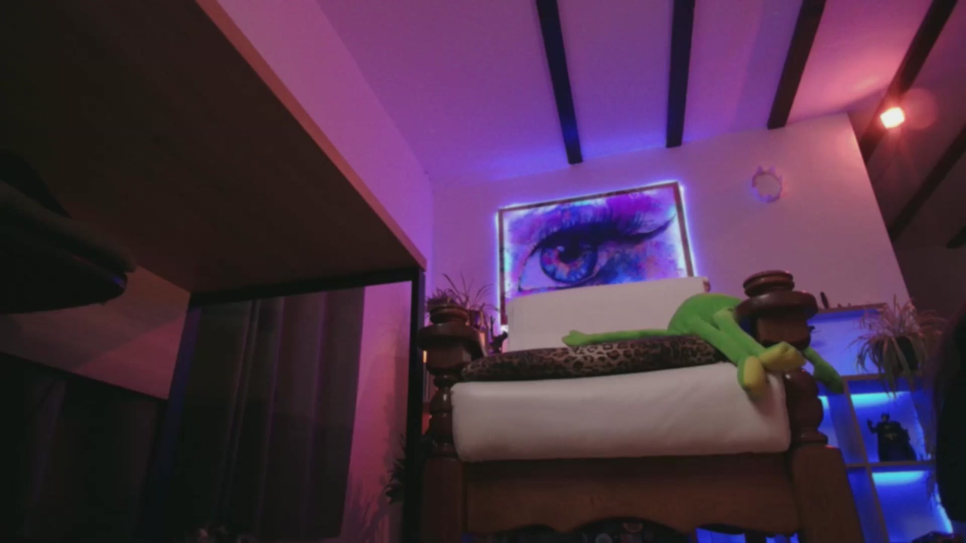 Gallery image thumbnail from M1aGarand's myfreecams stream on, 04/09/2025, 02:28 image 3 of 20