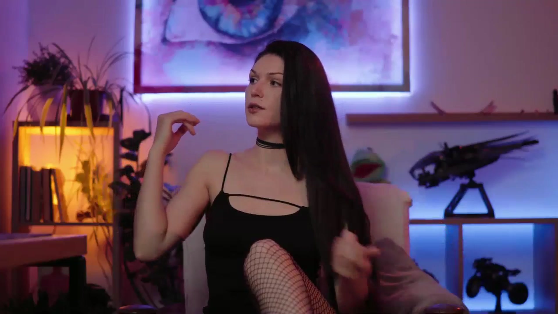 Gallery image thumbnail from M1aGarand's myfreecams stream on, 04/13/2025, 24:44 image 11 of 20