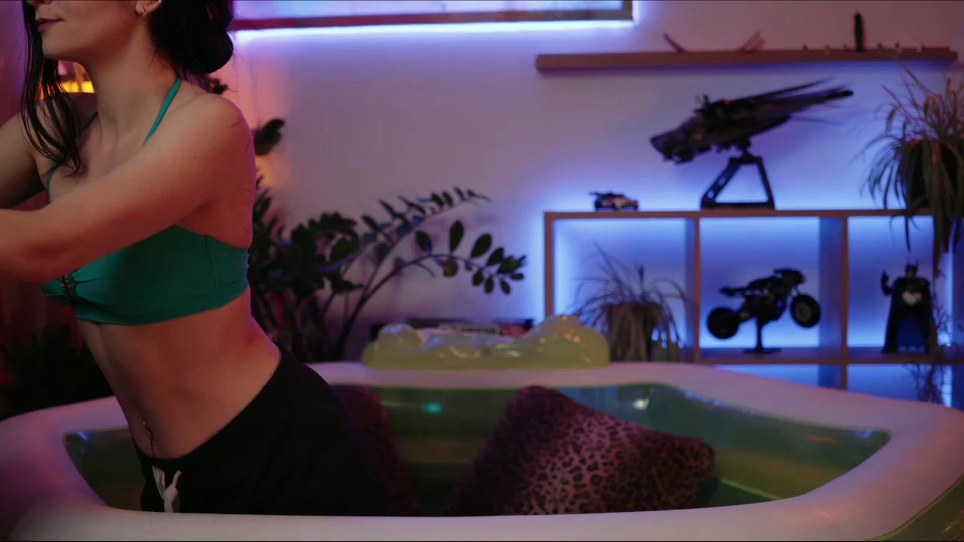 Gallery image thumbnail from M1aGarand's myfreecams stream on, 04/27/2025, 20:56 image 8 of 20