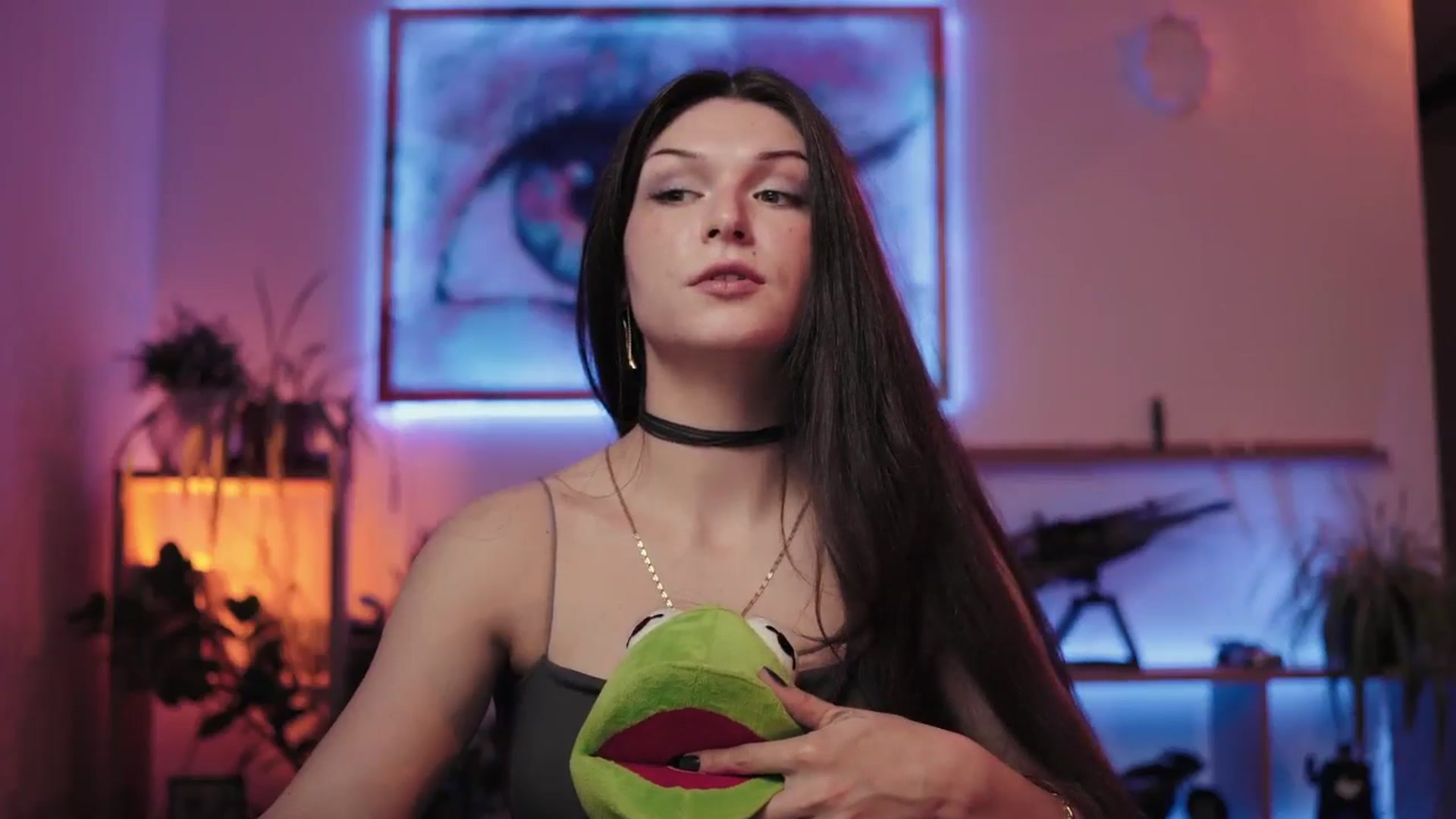 Gallery image thumbnail from M1aGarand's myfreecams stream on, 07/19/2025, 01:56 image 6 of 20