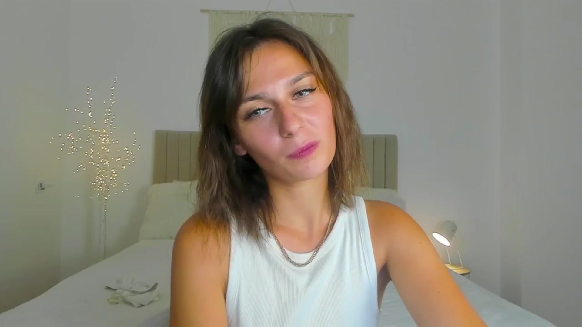 Gallery image thumbnail from M1ss_arina's myfreecams stream on, 07/05/2025, 11:06 image 10 of 20