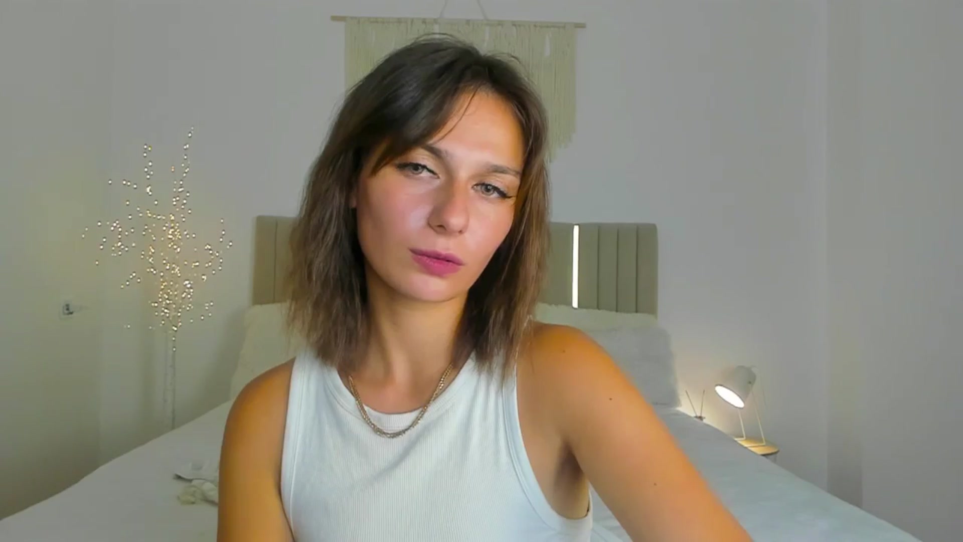 Gallery image thumbnail from M1ss_arina's myfreecams stream on, 07/05/2025, 11:06 image 16 of 20