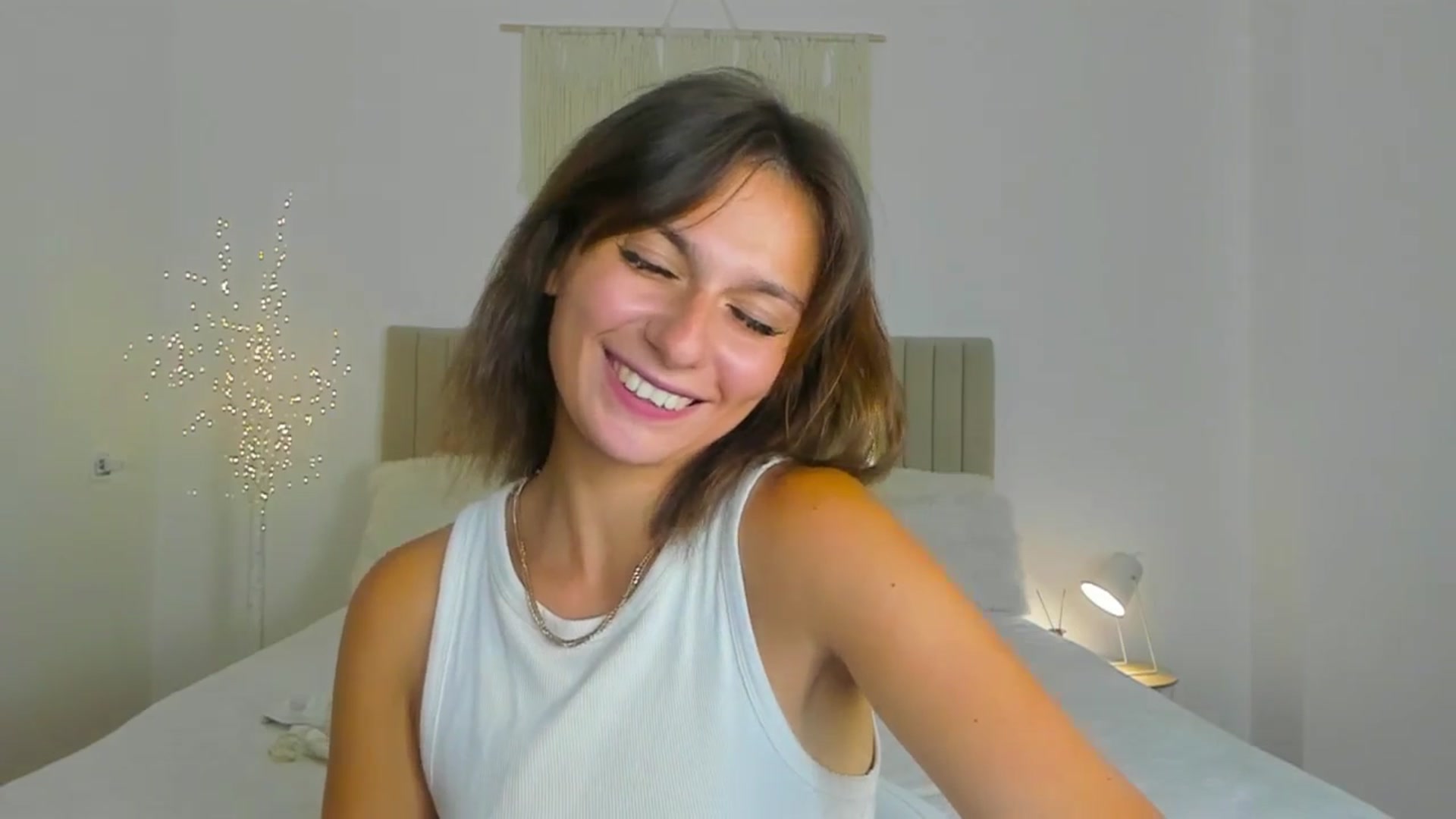 Gallery image thumbnail from M1ss_arina's myfreecams stream on, 07/05/2025, 11:06 image 18 of 20