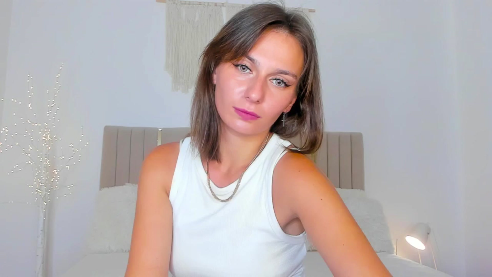 Gallery image thumbnail from M1ss_arina's myfreecams stream on, 07/07/2025, 09:23 image 8 of 20