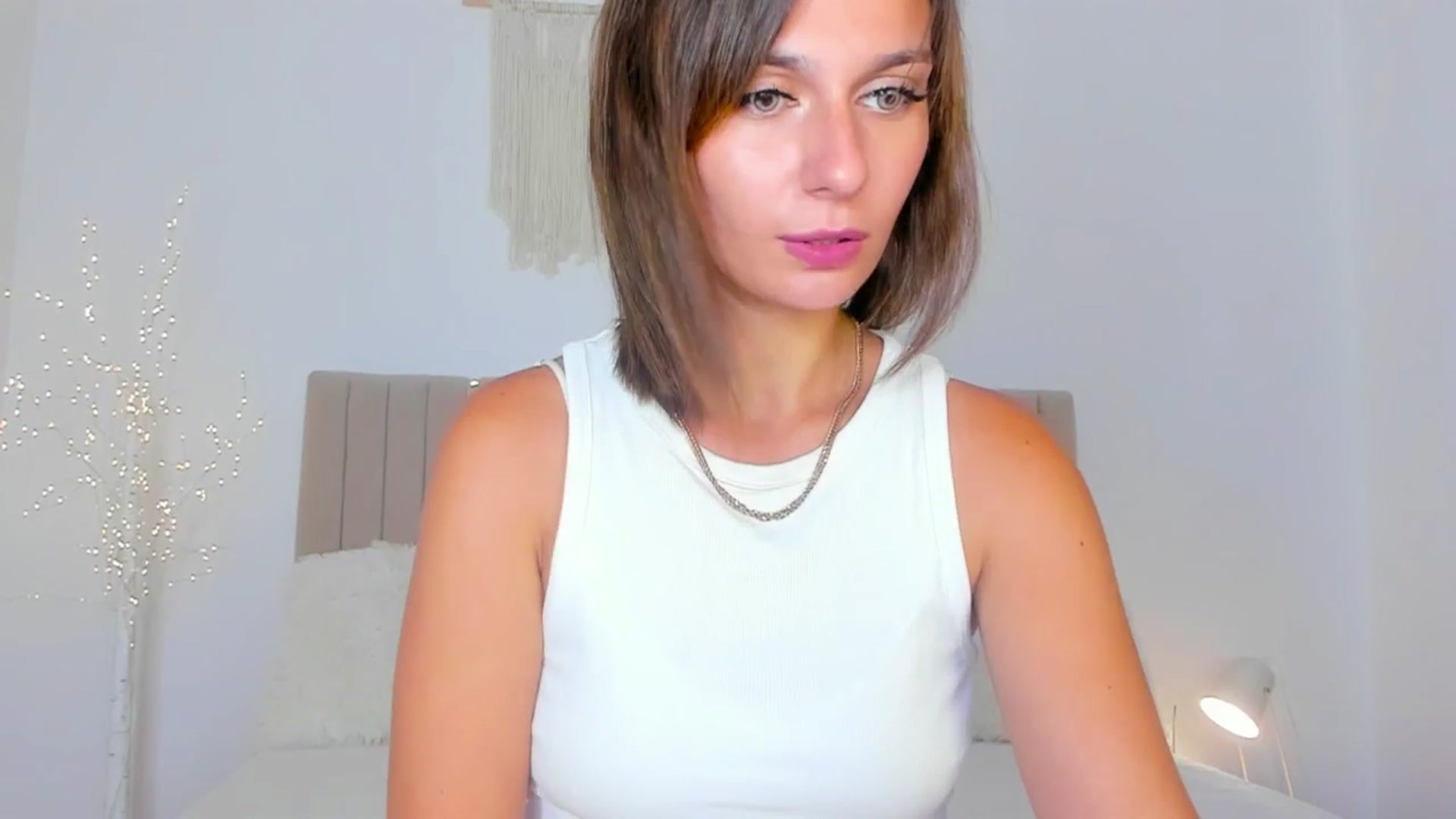 Gallery image thumbnail from M1ss_arina's myfreecams stream on, 07/07/2025, 09:23 image 10 of 20