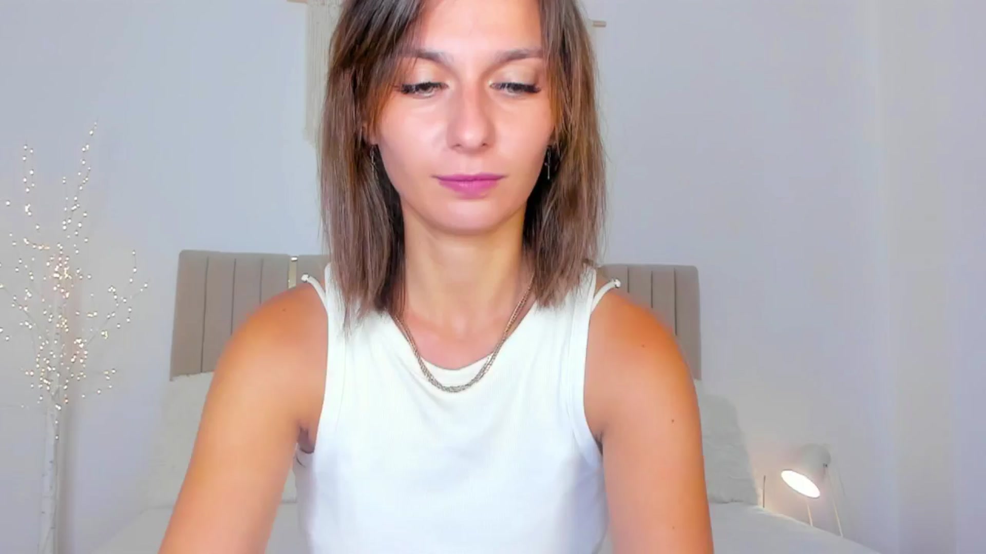 Gallery image thumbnail from M1ss_arina's myfreecams stream on, 07/07/2025, 09:23 image 1 of 20