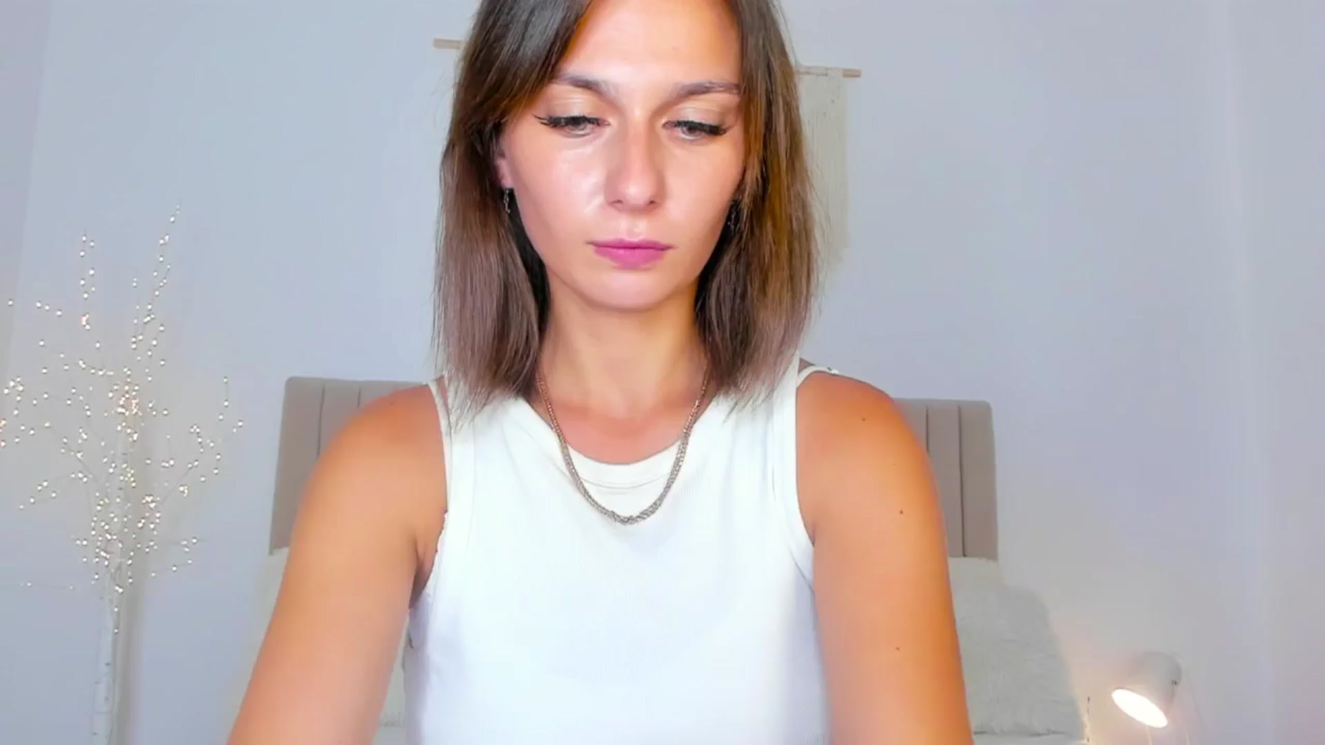Gallery image thumbnail from M1ss_arina's myfreecams stream on, 07/07/2025, 11:17 image 1 of 20