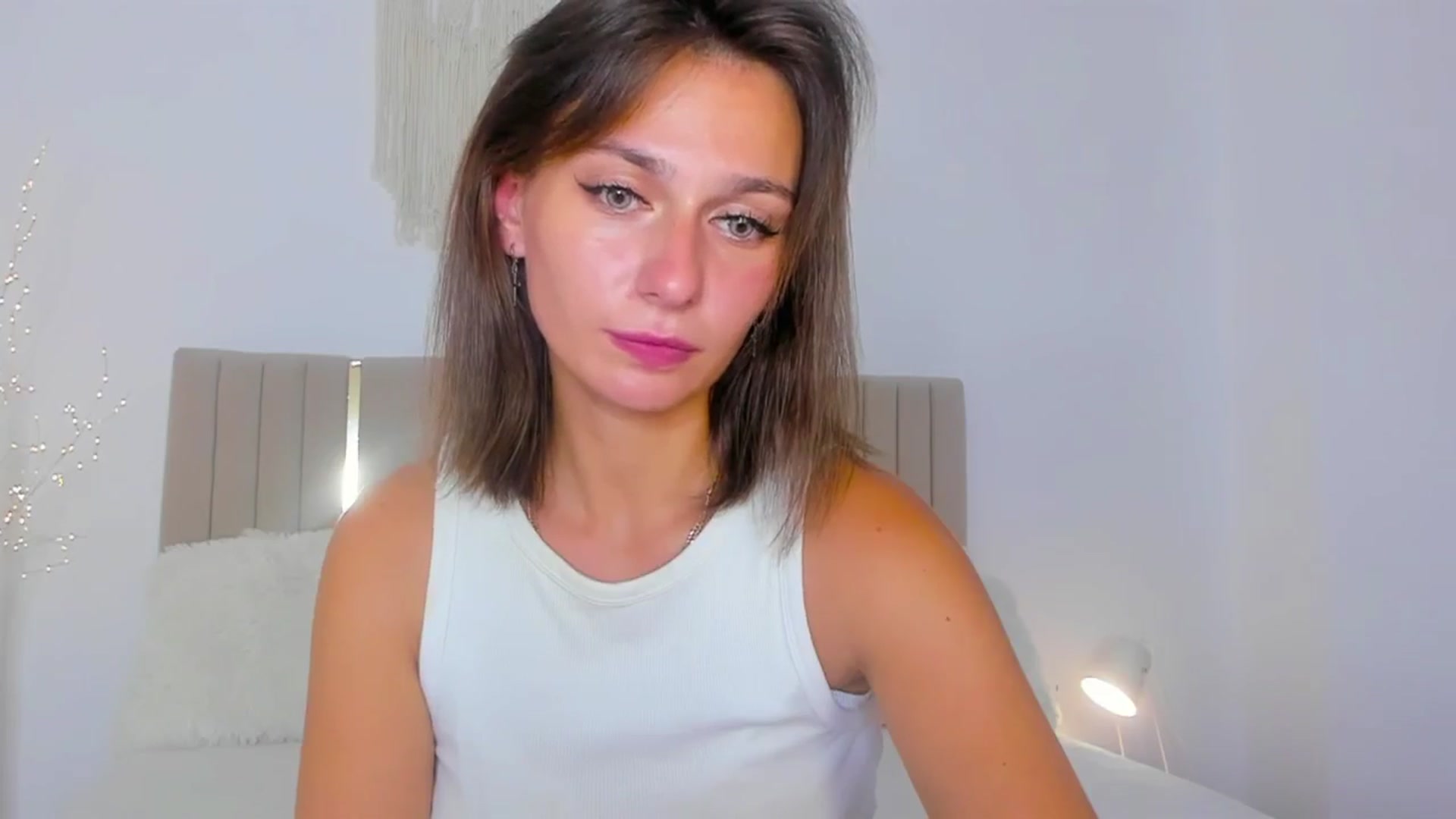 Gallery image thumbnail from M1ss_arina's myfreecams stream on, 07/07/2025, 14:29 image 4 of 20