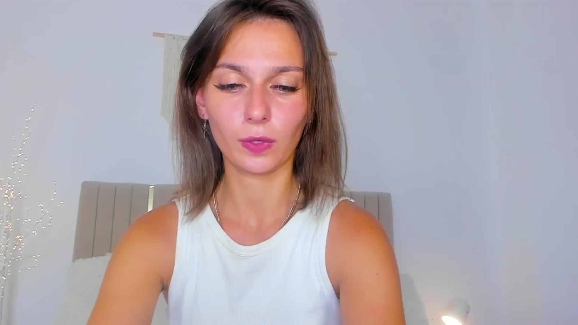 Gallery image thumbnail from M1ss_arina's myfreecams stream on, 07/07/2025, 14:29 image 8 of 20