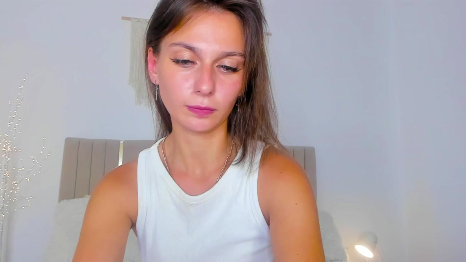 Gallery image thumbnail from M1ss_arina's myfreecams stream on, 07/07/2025, 14:29 image 1 of 20