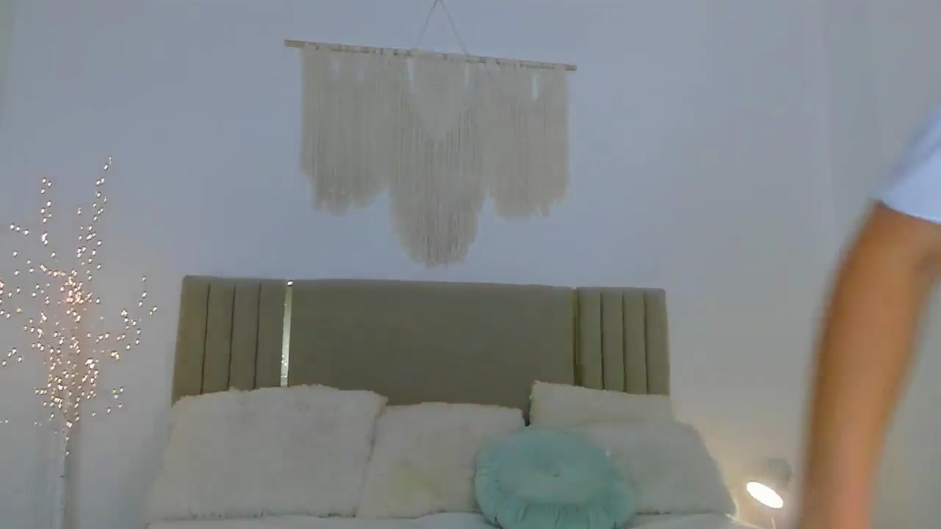 Gallery image thumbnail from M1ss_arina's myfreecams stream on, 07/09/2025, 09:36 image 5 of 20