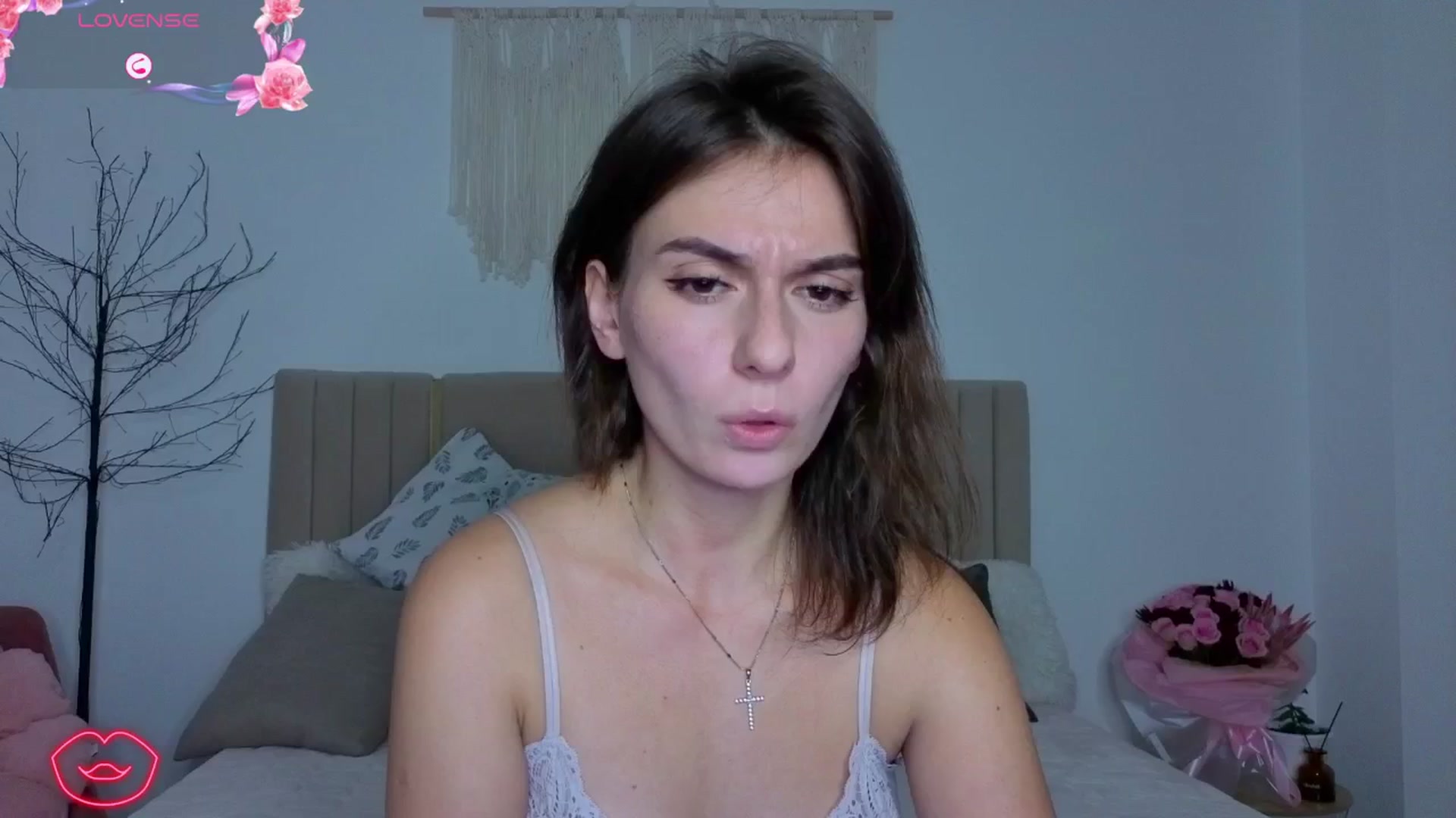 Gallery image thumbnail from M1ss_arina's myfreecams stream on, 11/22/2025, 24:07 image 1 of 20