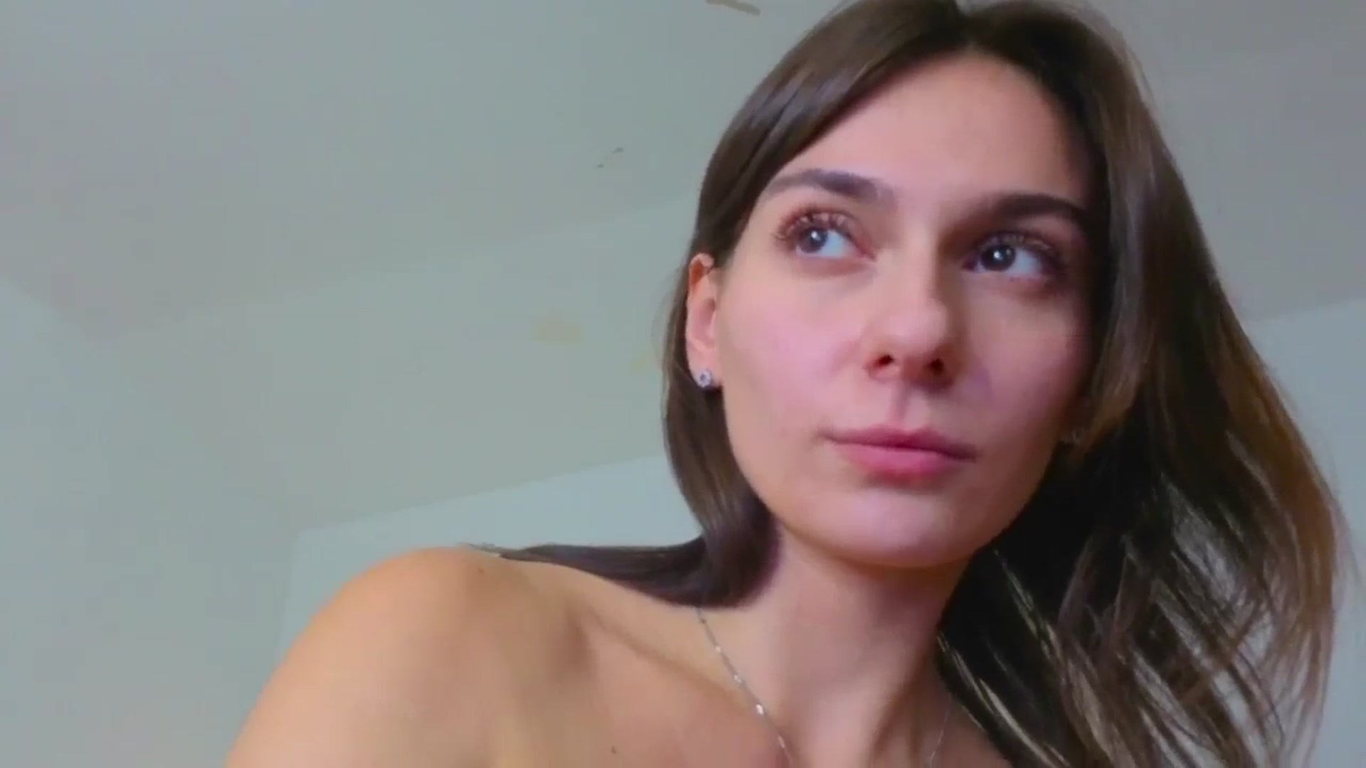 Gallery image thumbnail from M1ss_arina's myfreecams stream on, 12/03/2025, 24:28 image 14 of 20