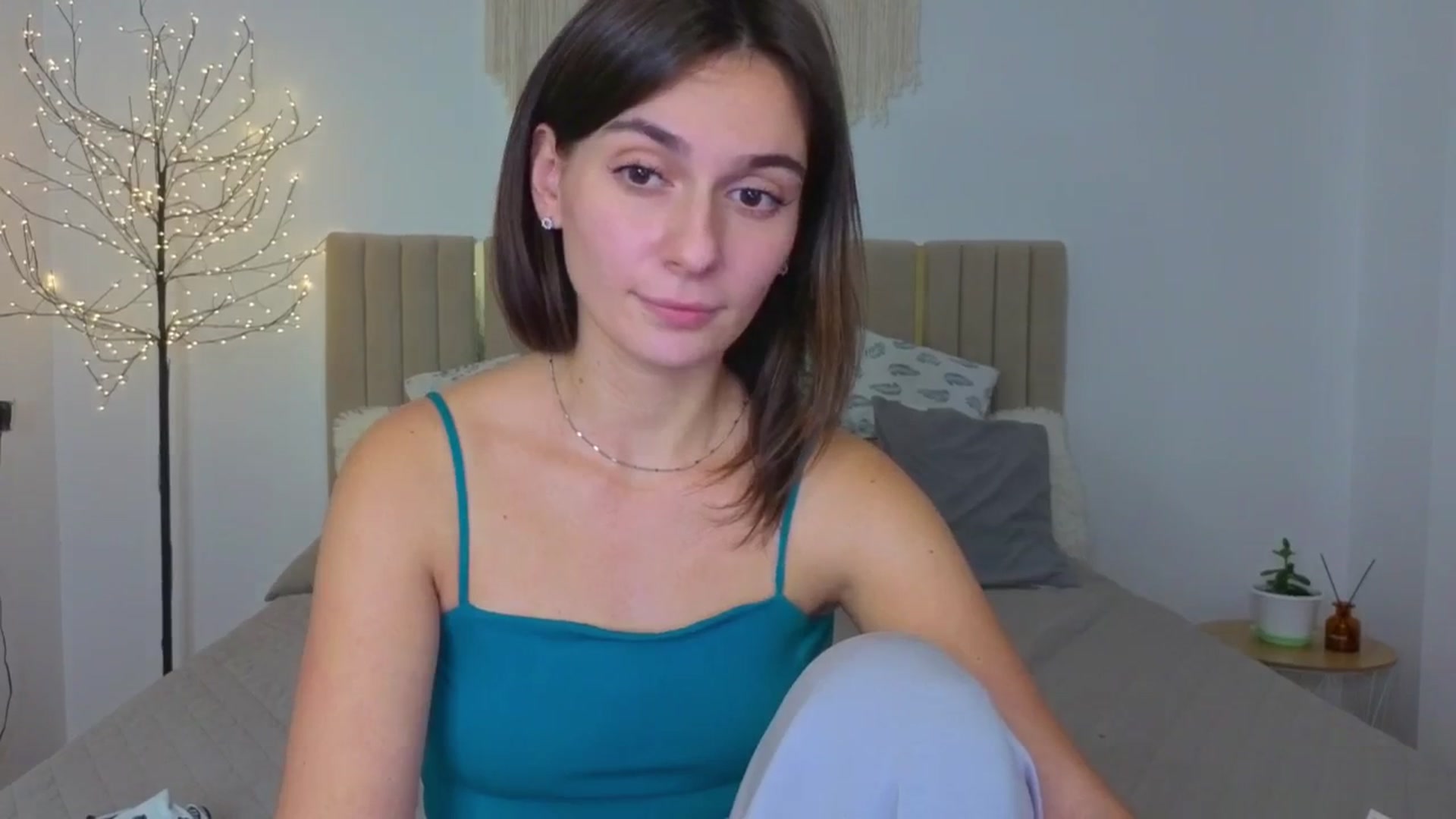 Gallery image thumbnail from M1ss_arina's myfreecams stream on, 12/03/2025, 24:28 image 3 of 20