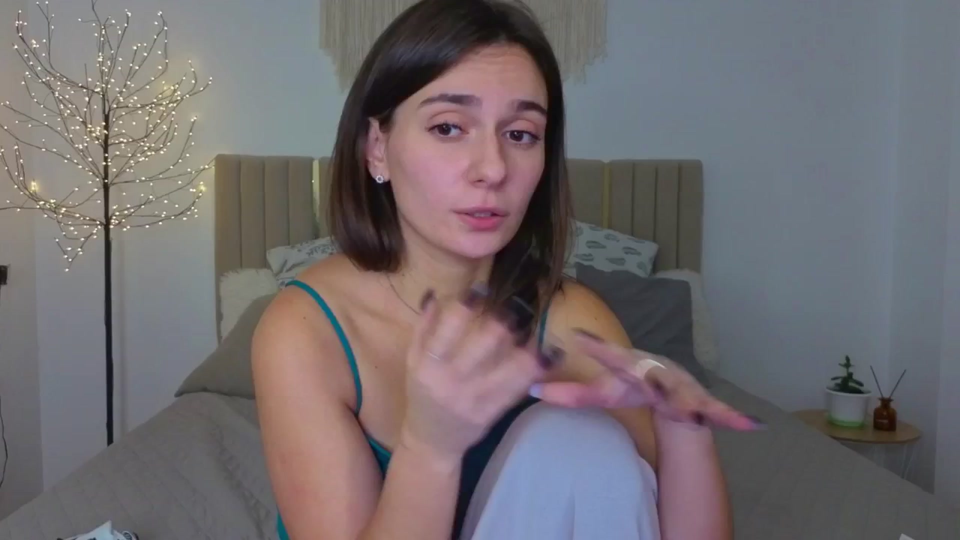 Gallery image thumbnail from M1ss_arina's myfreecams stream on, 12/03/2025, 24:28 image 1 of 20