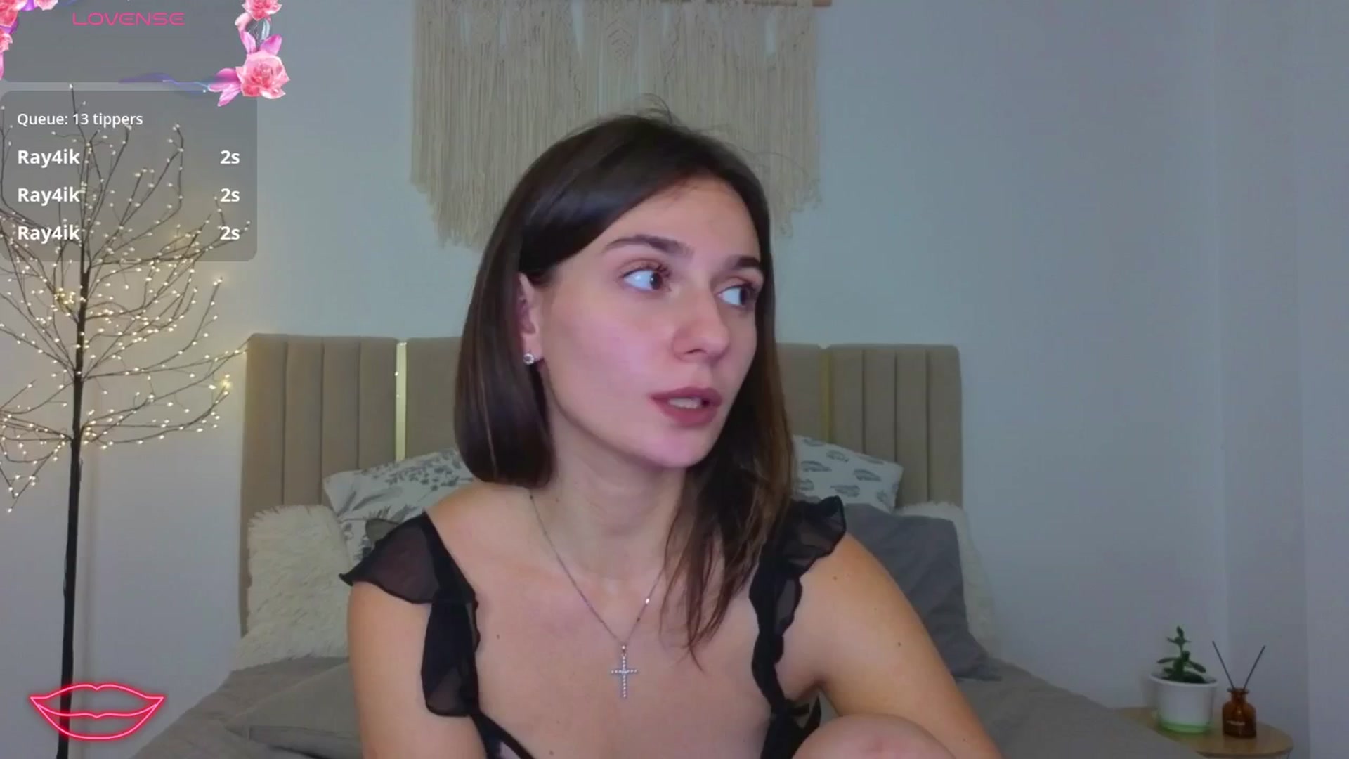Gallery image thumbnail from M1ss_arina's myfreecams stream on, 12/03/2025, 03:03 image 1 of 20