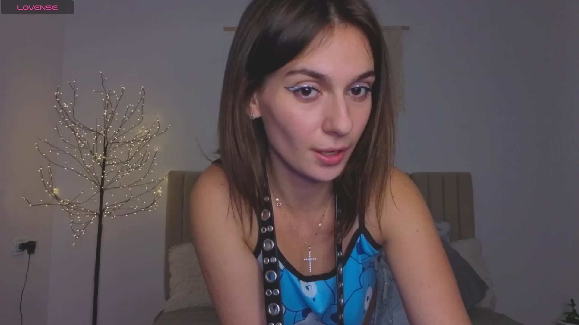 Gallery image thumbnail from M1ss_arina's myfreecams stream on, 12/04/2025, 24:08 image 5 of 20