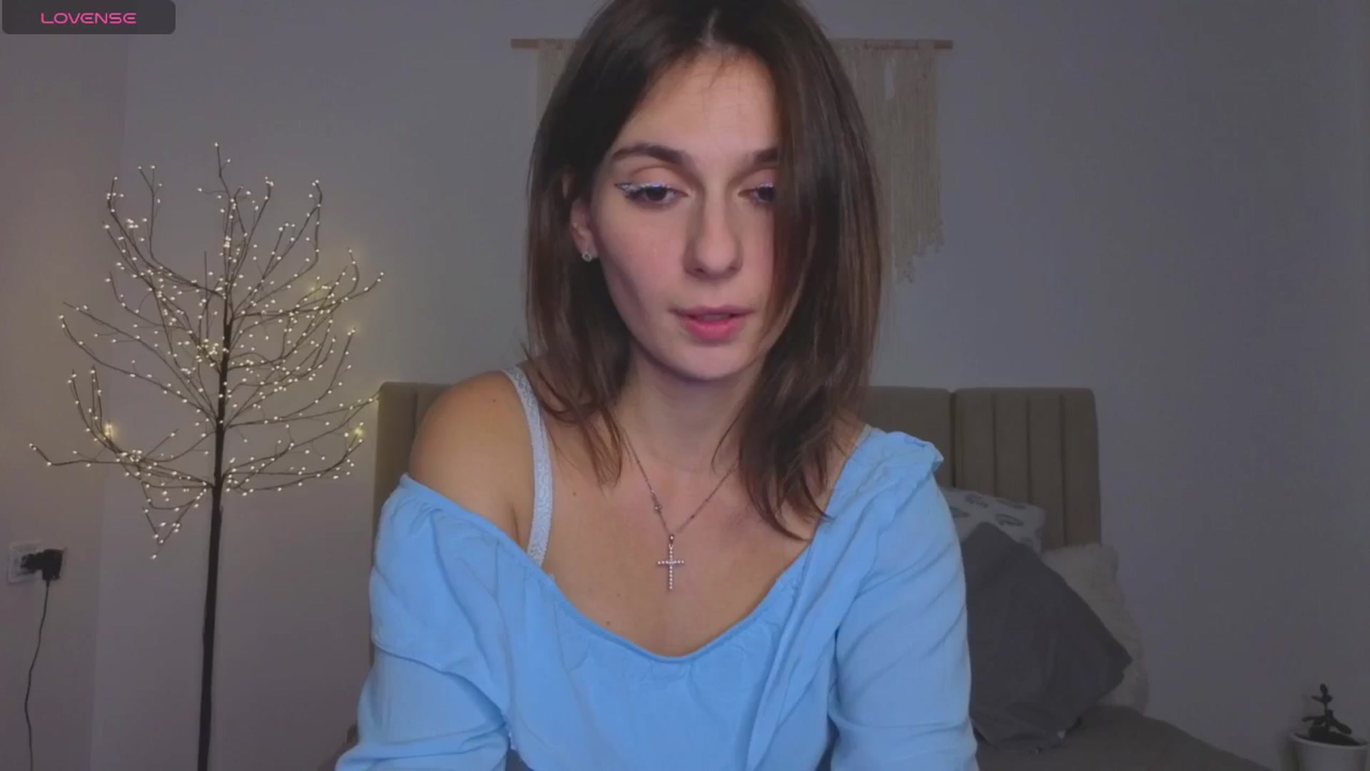 Gallery image thumbnail from M1ss_arina's myfreecams stream on, 12/04/2025, 24:08 image 1 of 20