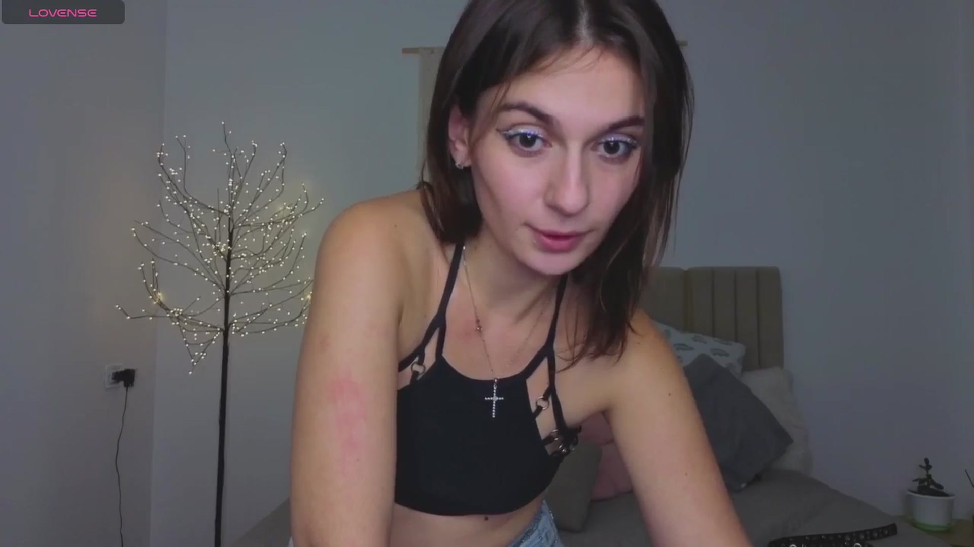 Gallery image thumbnail from M1ss_arina's myfreecams stream on, 12/04/2025, 02:11 image 13 of 20