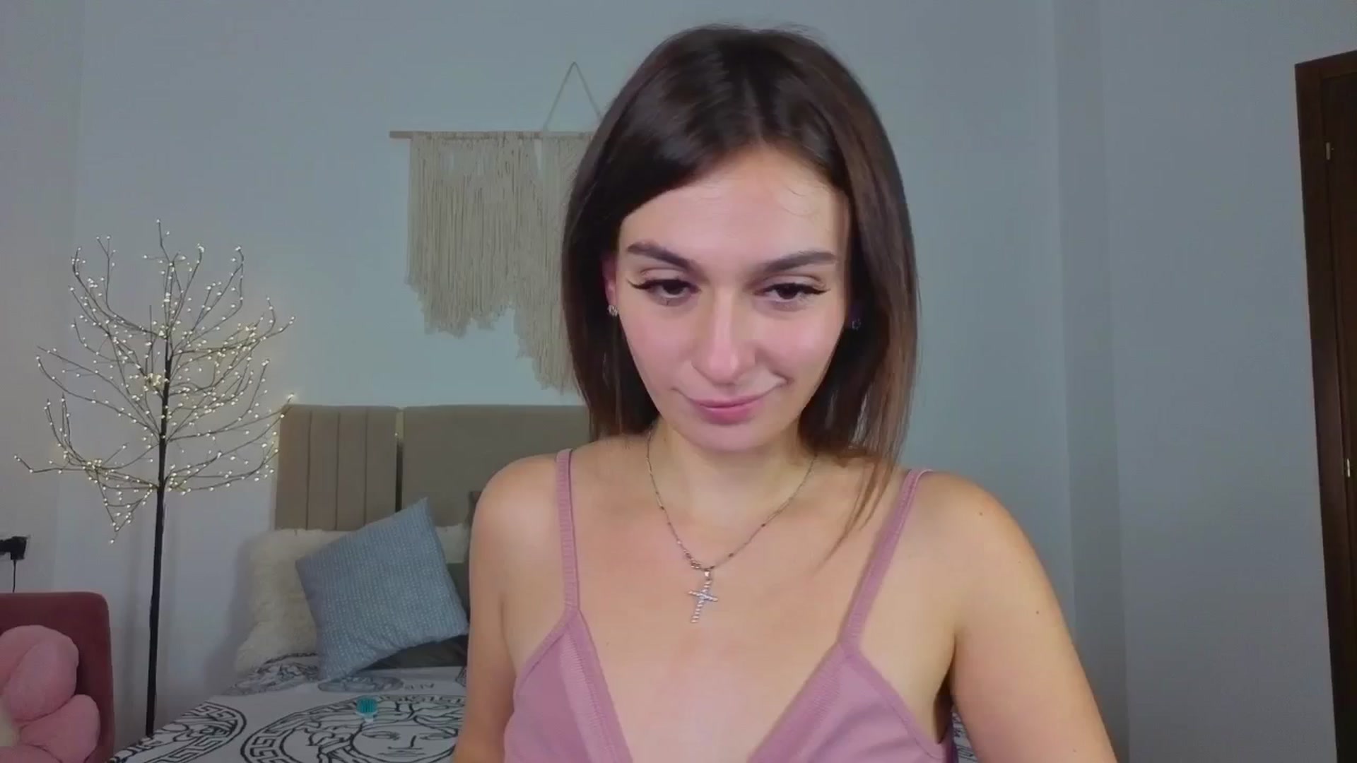 Gallery image thumbnail from M1ss_arina's myfreecams stream on, 12/08/2025, 01:44 image 11 of 20