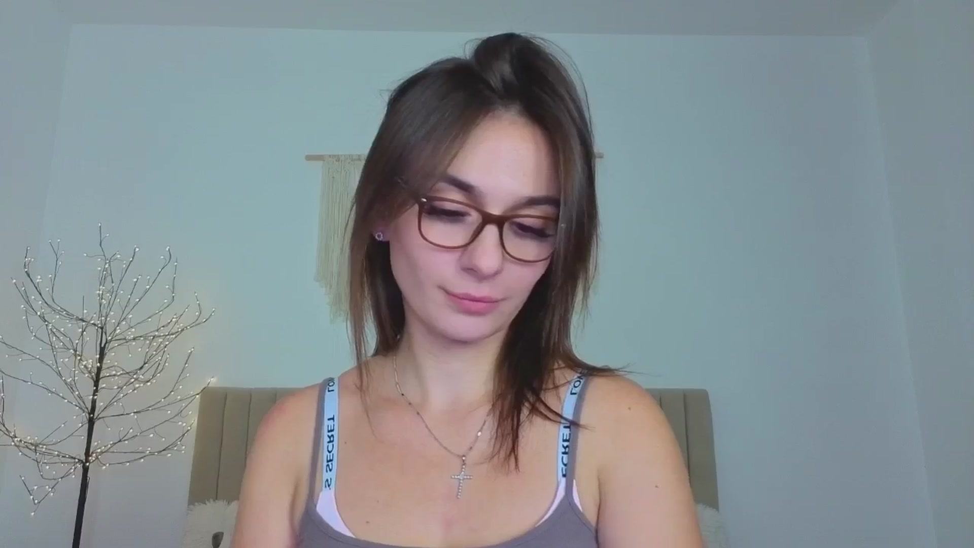 Gallery image thumbnail from M1ss_arina's myfreecams stream on, 12/11/2025, 23:33 image 19 of 20
