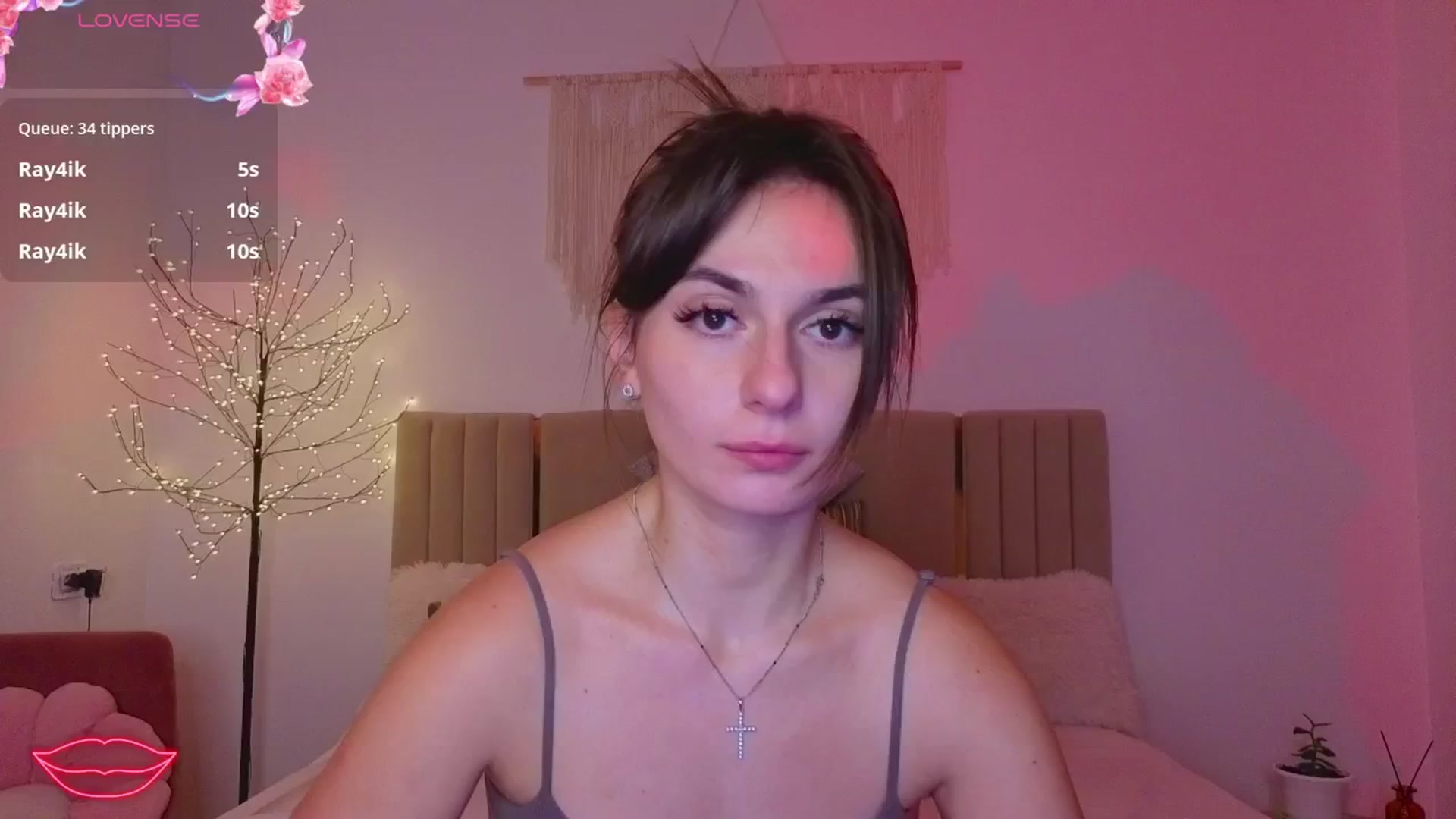 Gallery image thumbnail from M1ss_arina's myfreecams stream on, 12/12/2025, 04:33 image 4 of 20
